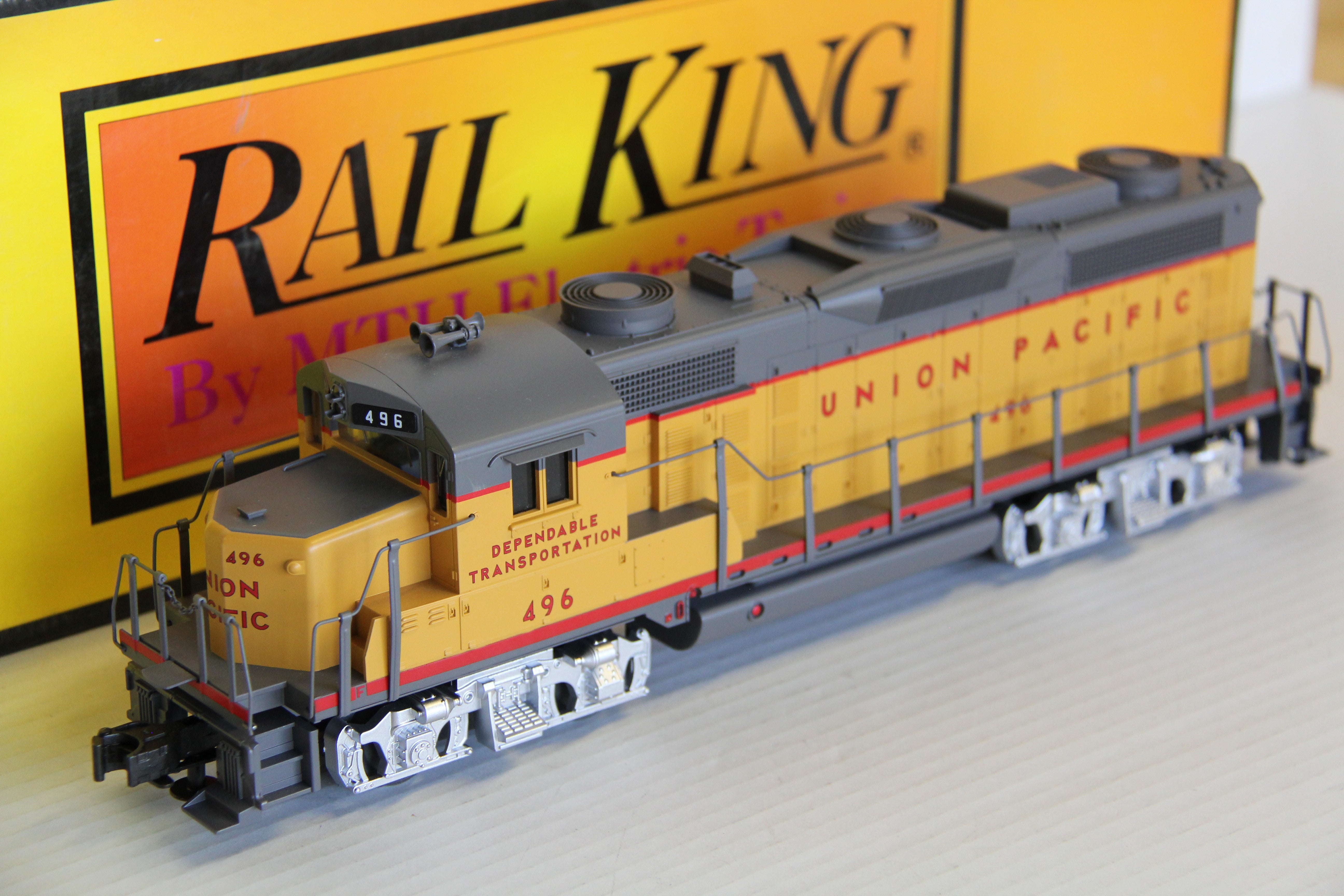 Rail King 30-2246-3 Union Pacific GP-20 Diesel Engine Non Powered-Second hand-M6898