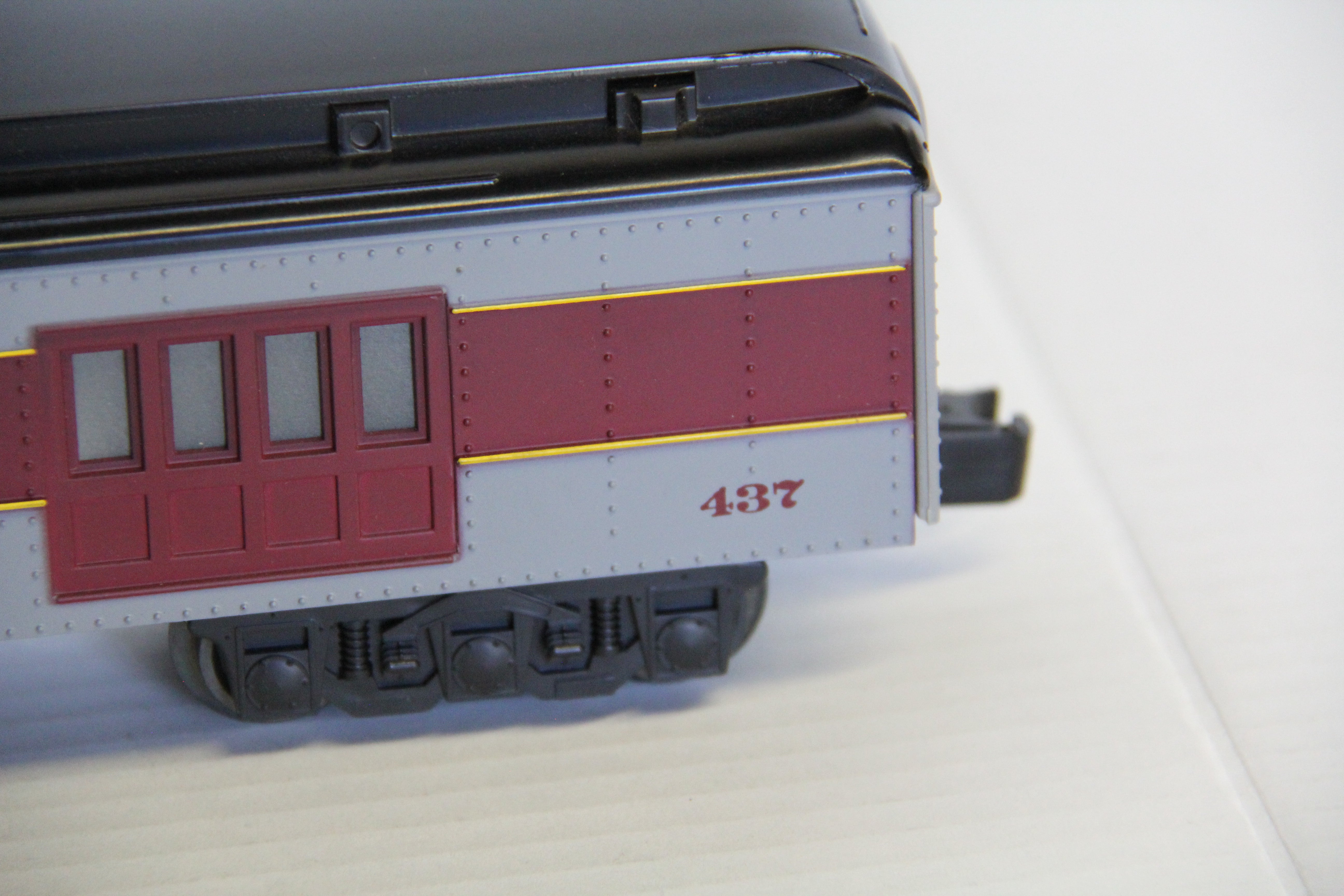 Williams 15" Erie- Lackawanna Madison Crown Edition Passenger 2 Set-Second hand-M4630