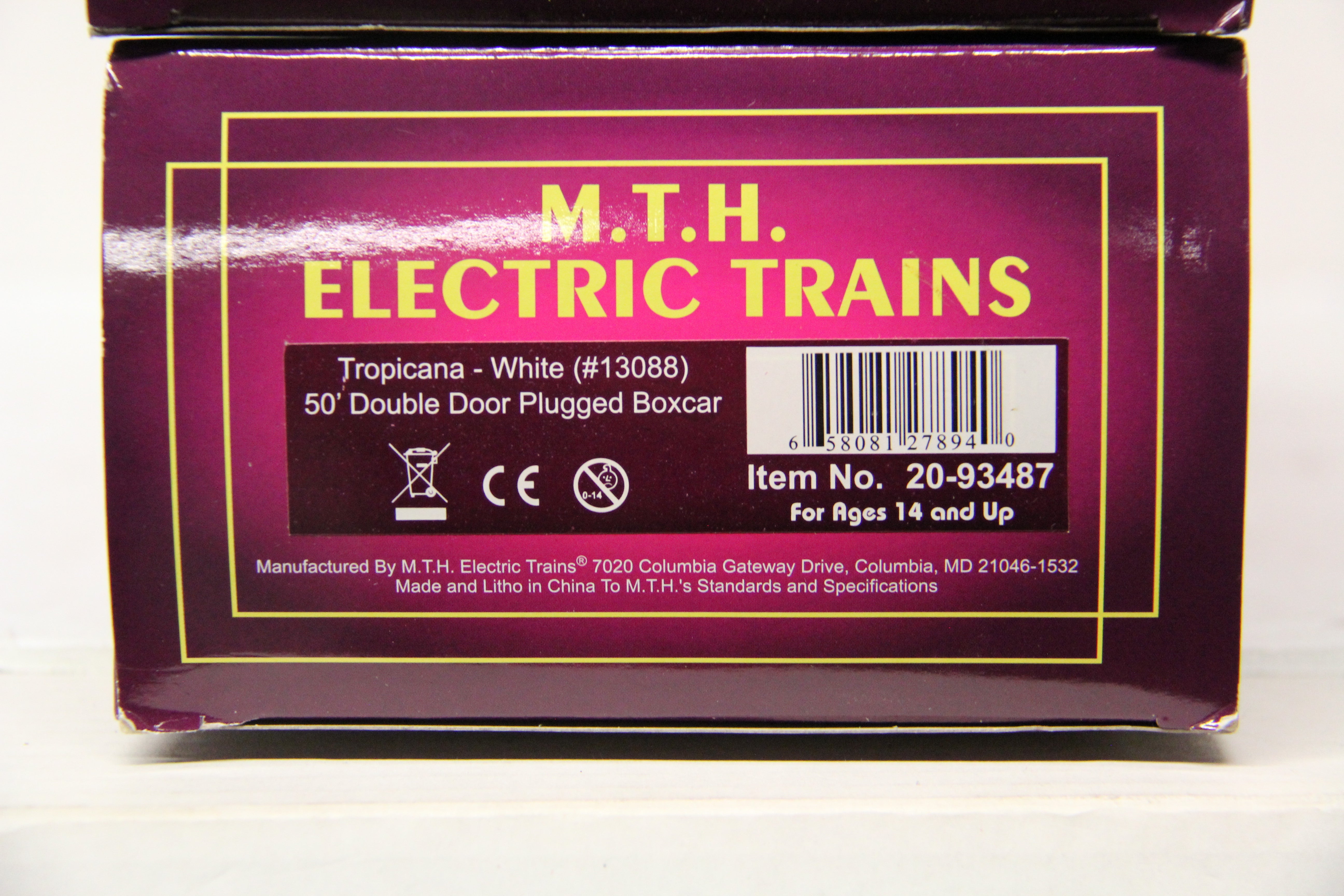 MTH 20-93487 Tropicana- White 50'Double Door Plugged Boxcar-2 Car Set-Second hand-M5470