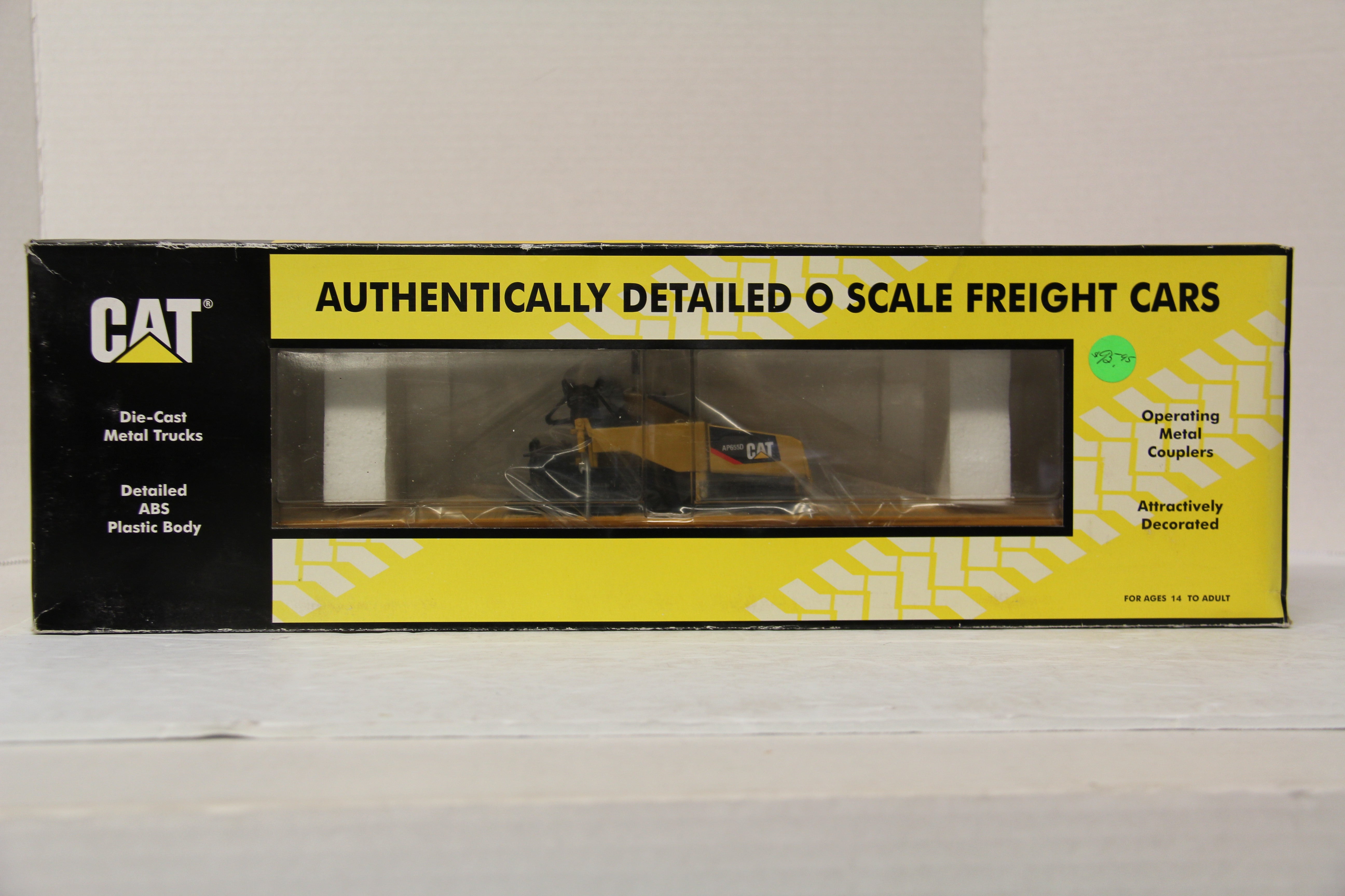 MTH 20-98795 Caterpillar 542063 Flat Car w/ AP655D Asphalt Paver-Second hand-M5482