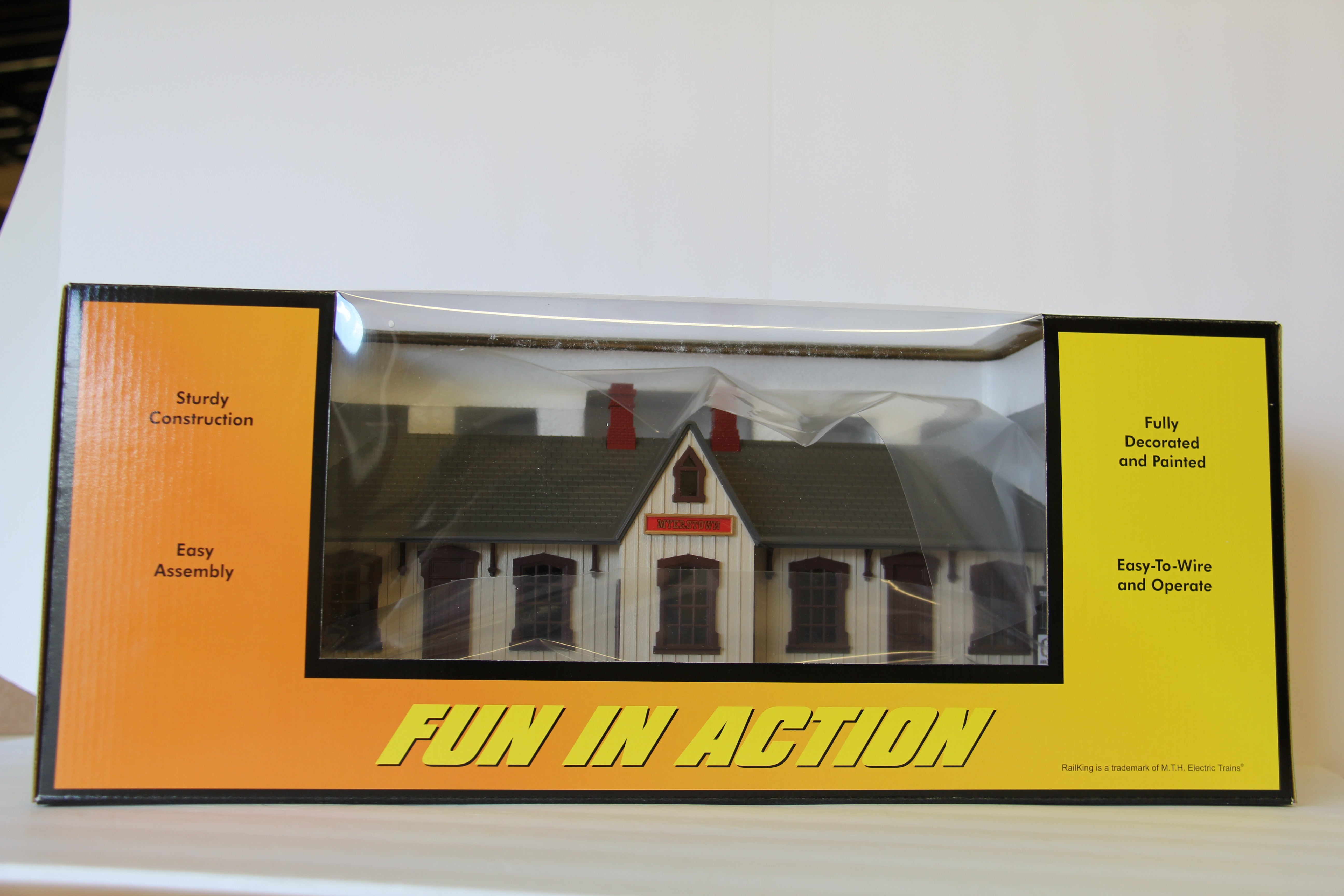 Rail King 30-9051 Myerstown Passenger Station-Second hand-M6906