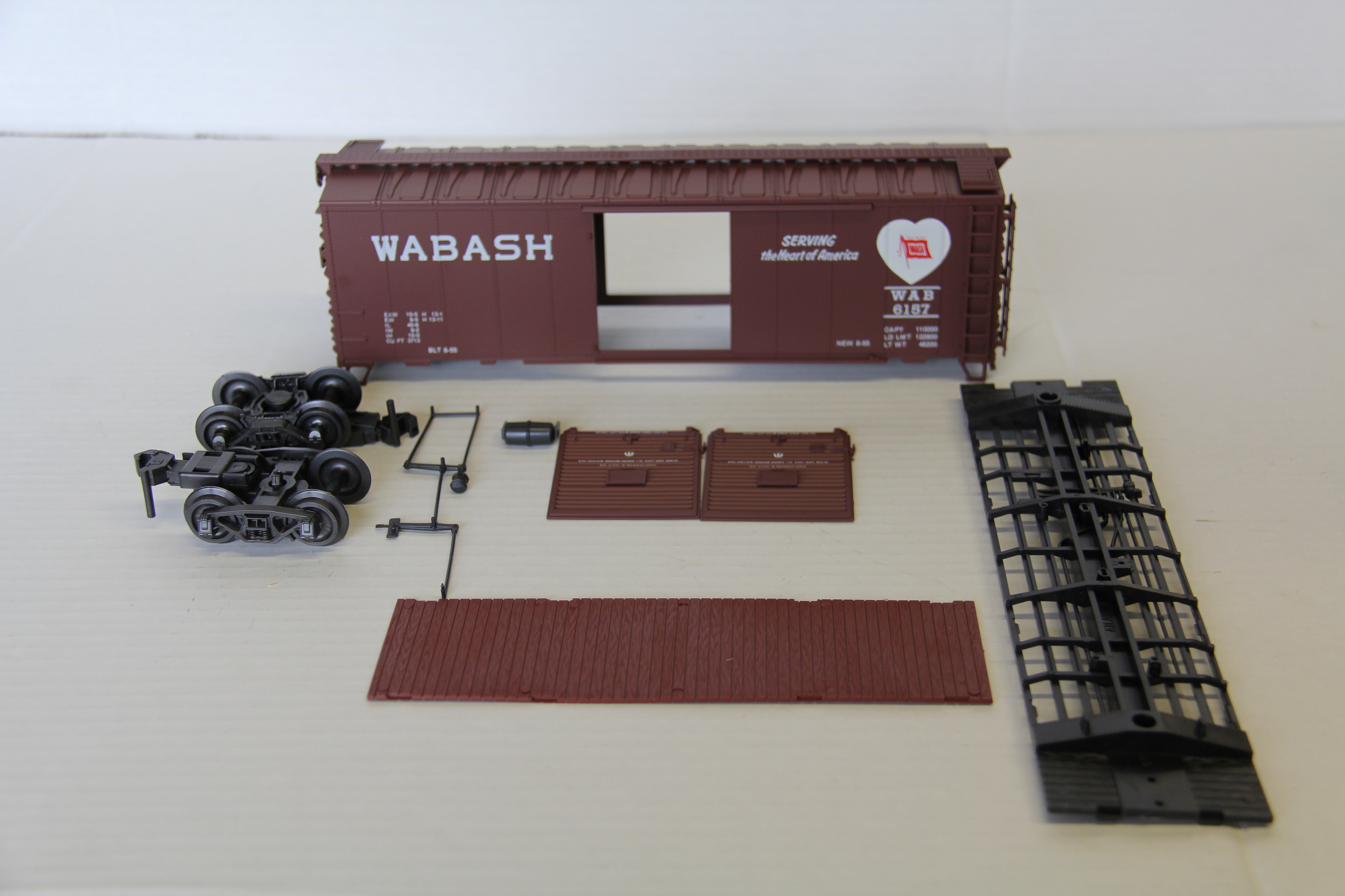 P & D Hobby Special Run Atlas 40' Box Car "Wabash" -Red #1-Second hand-M6908
