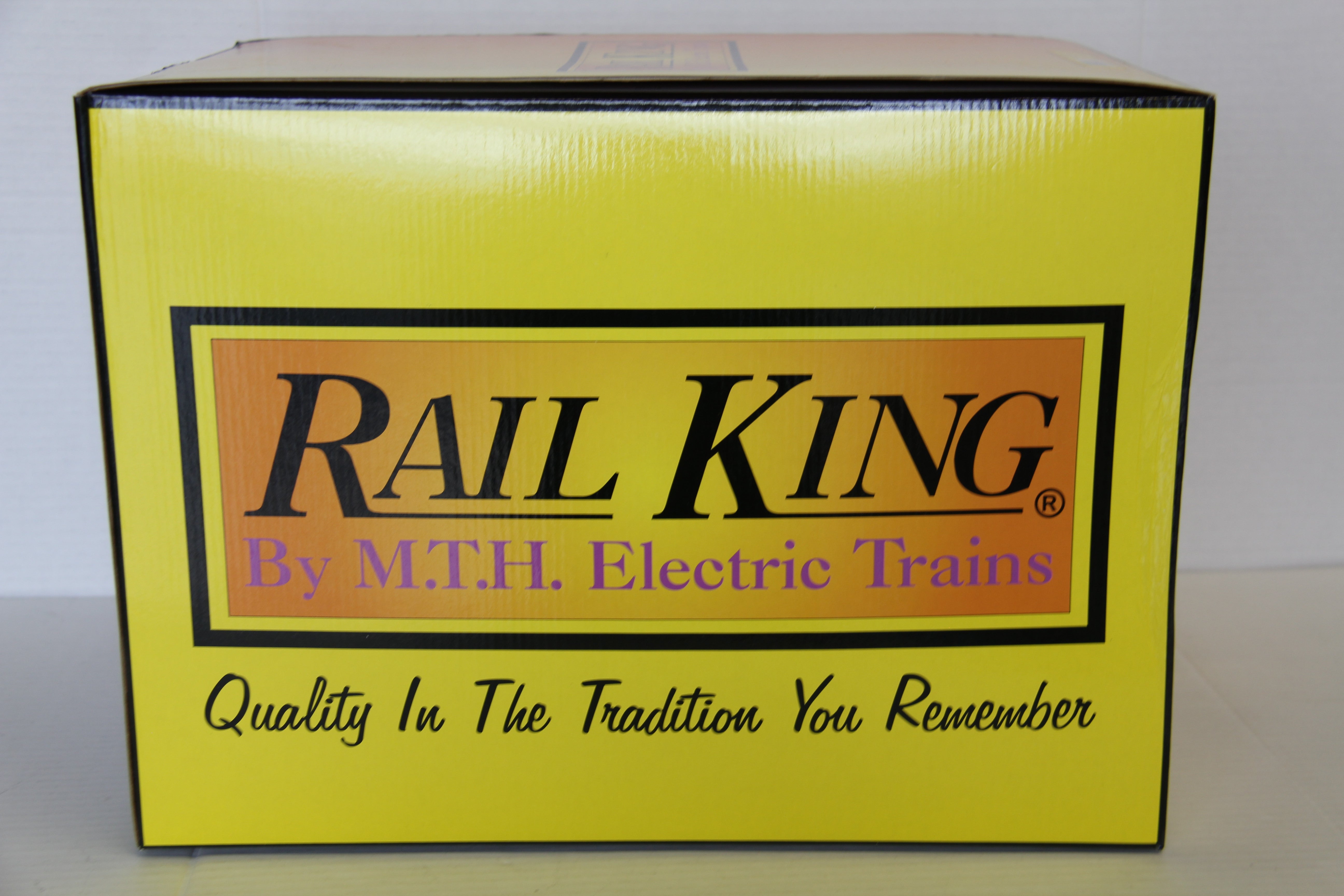 Rail King 30-90017 Feather & Son's 3 Story City Factory-Second hand-M6910