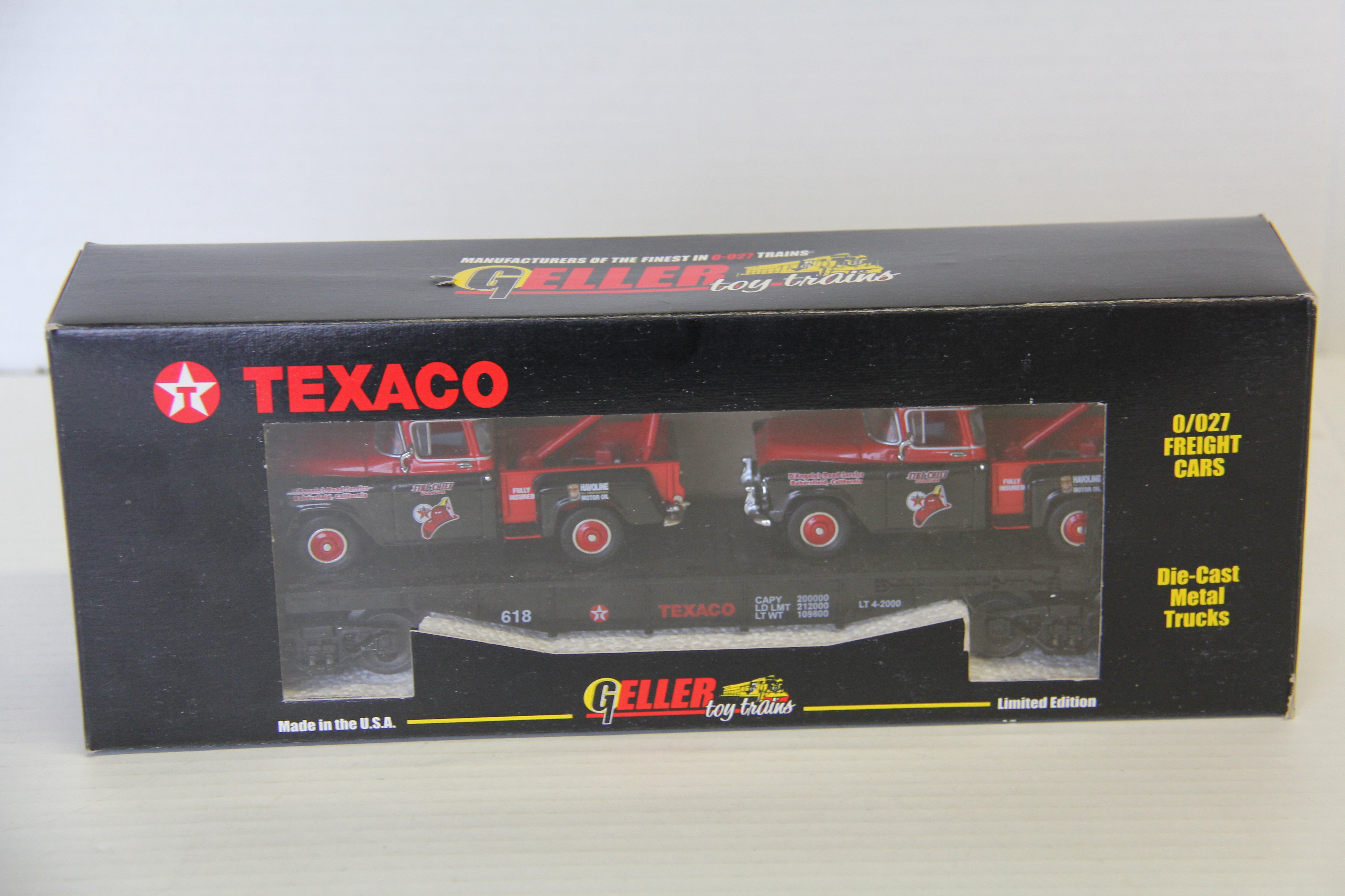 Geller Toy Trains Texaco Die-Cast Flat Car (2) Fire Chief Gasoline Tow Trucks-Second hand-M6914