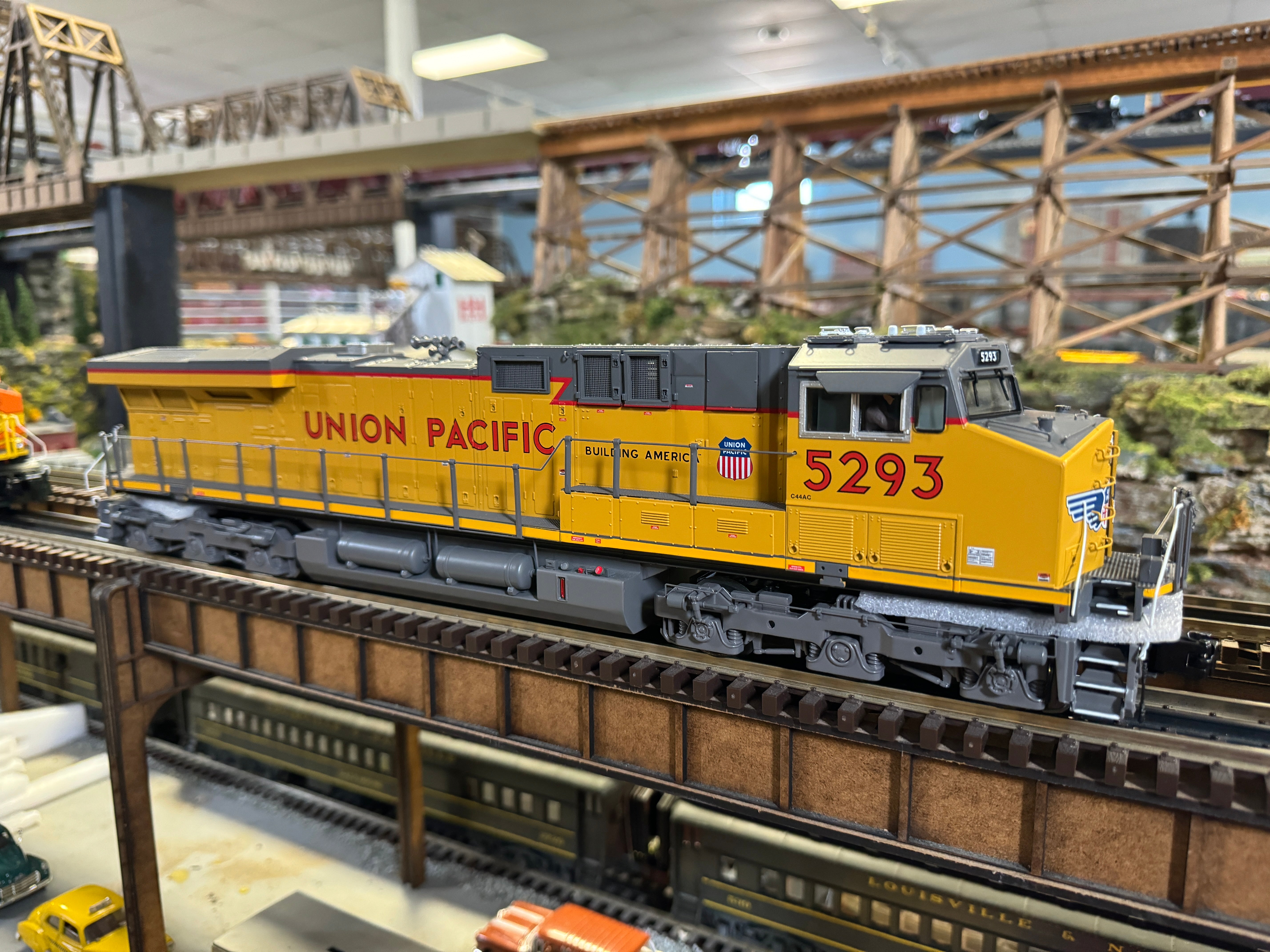 Atlas O 30138184 - Premier - ES44AC Diesel Locomotive "Union Pacific" #5293 (Flagless)