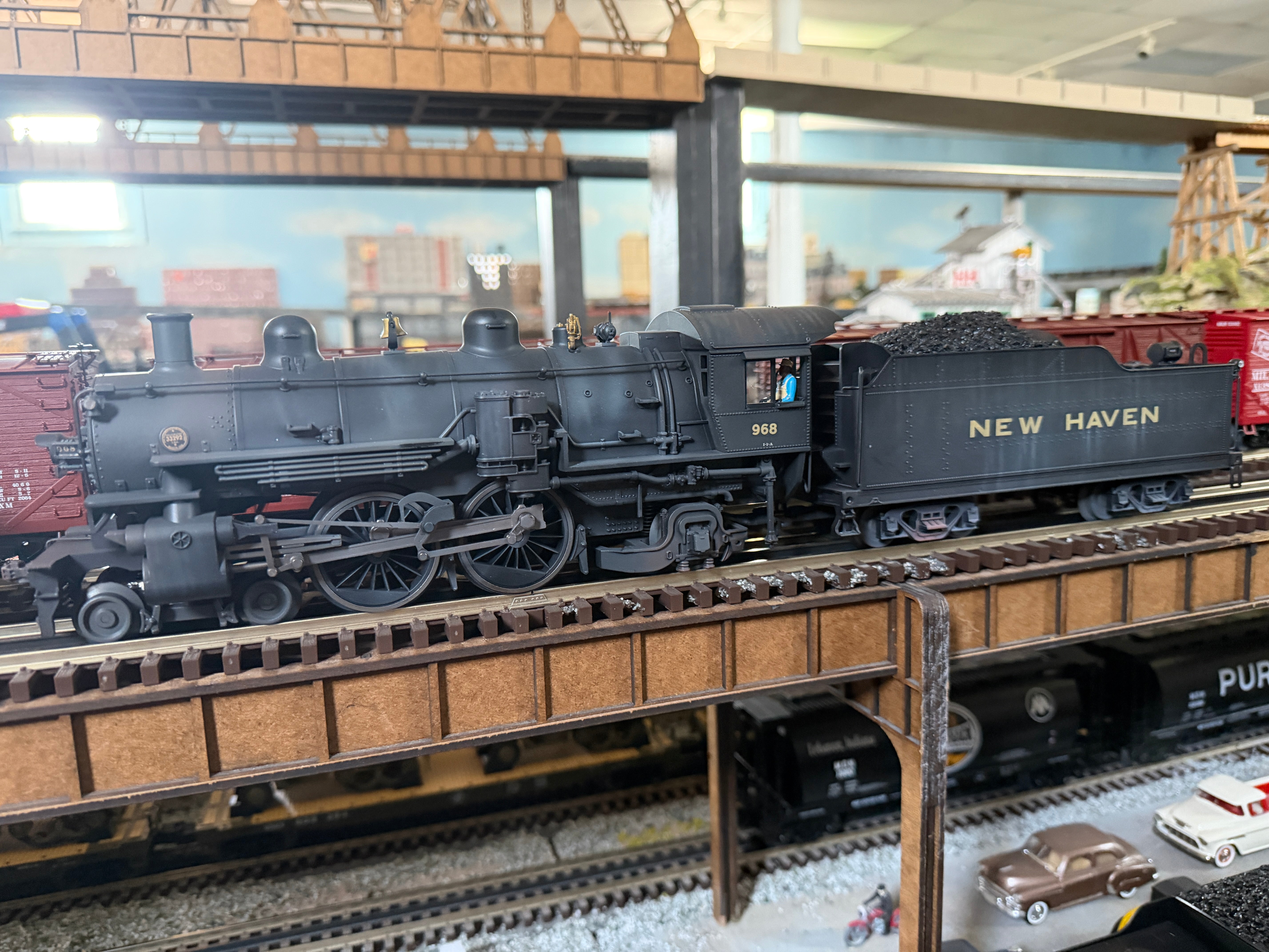 Lionel 2531900NHY  - Legacy - A6 Atlantic Steam Locomotive "New Haven" #968 (Yellow) - Custom by Harry Hieke