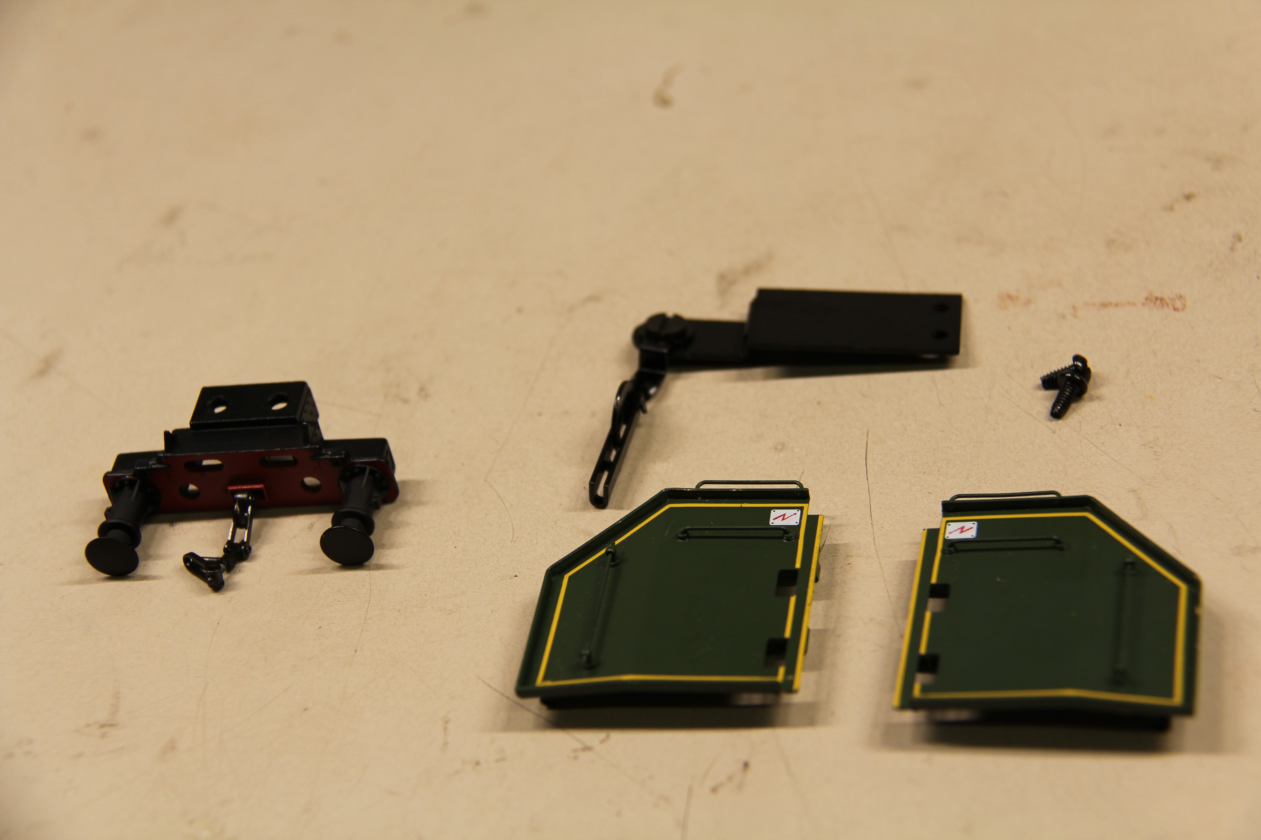 MTH 20-3344-1 "Orient Express" Chapelon 2-3-1E Pacific Steam Engine SNCF (Green Boiler) & MTH 20-60023 5 Car French SNCF Passenger Set (CONVERTED to 3Rail) with UPGRADED PS3-Second hand-M6827