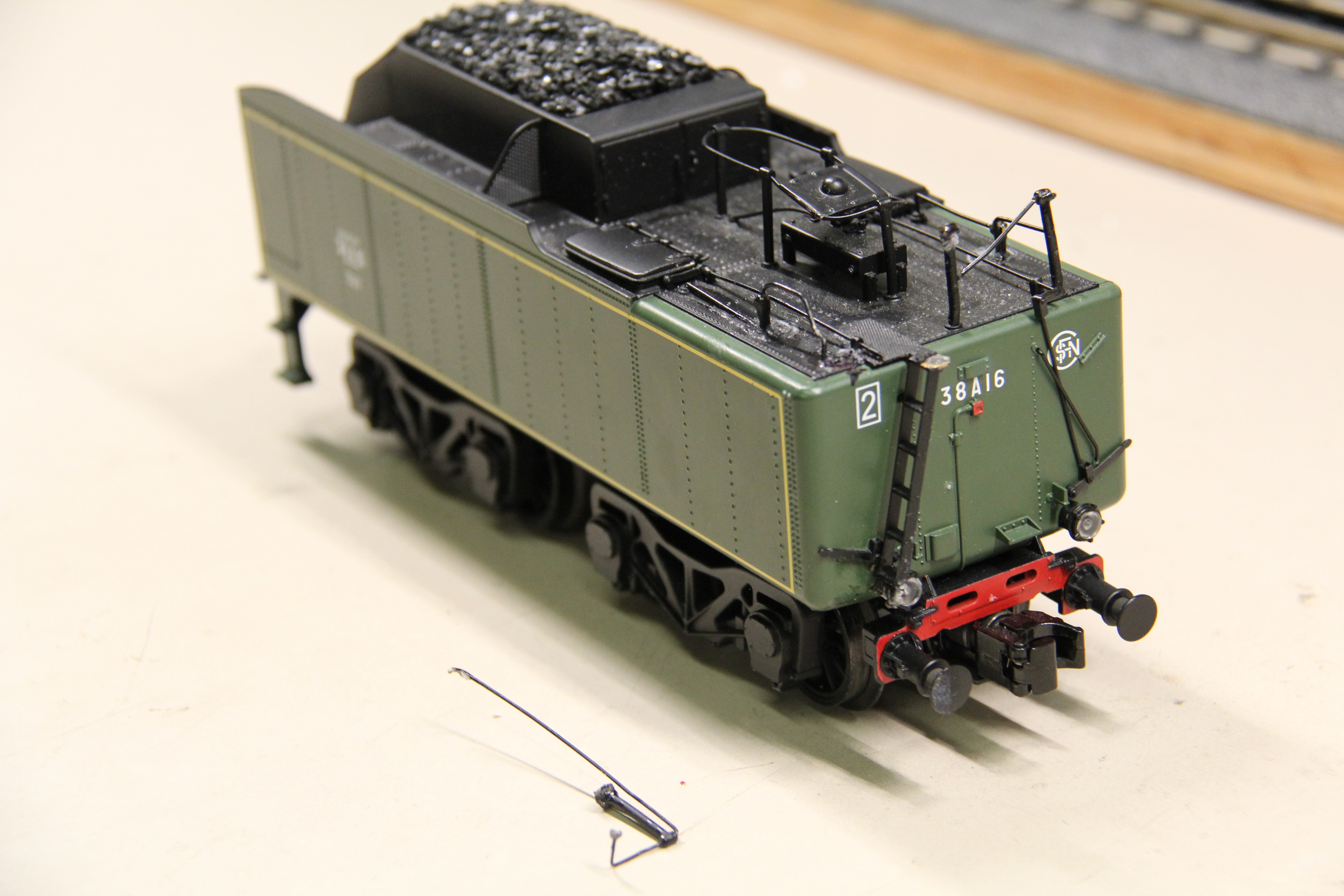 MTH 20-3344-1 "Orient Express" Chapelon 2-3-1E Pacific Steam Engine SNCF (Green Boiler) & MTH 20-60023 5 Car French SNCF Passenger Set (CONVERTED to 3Rail) with UPGRADED PS3-Second hand-M6827