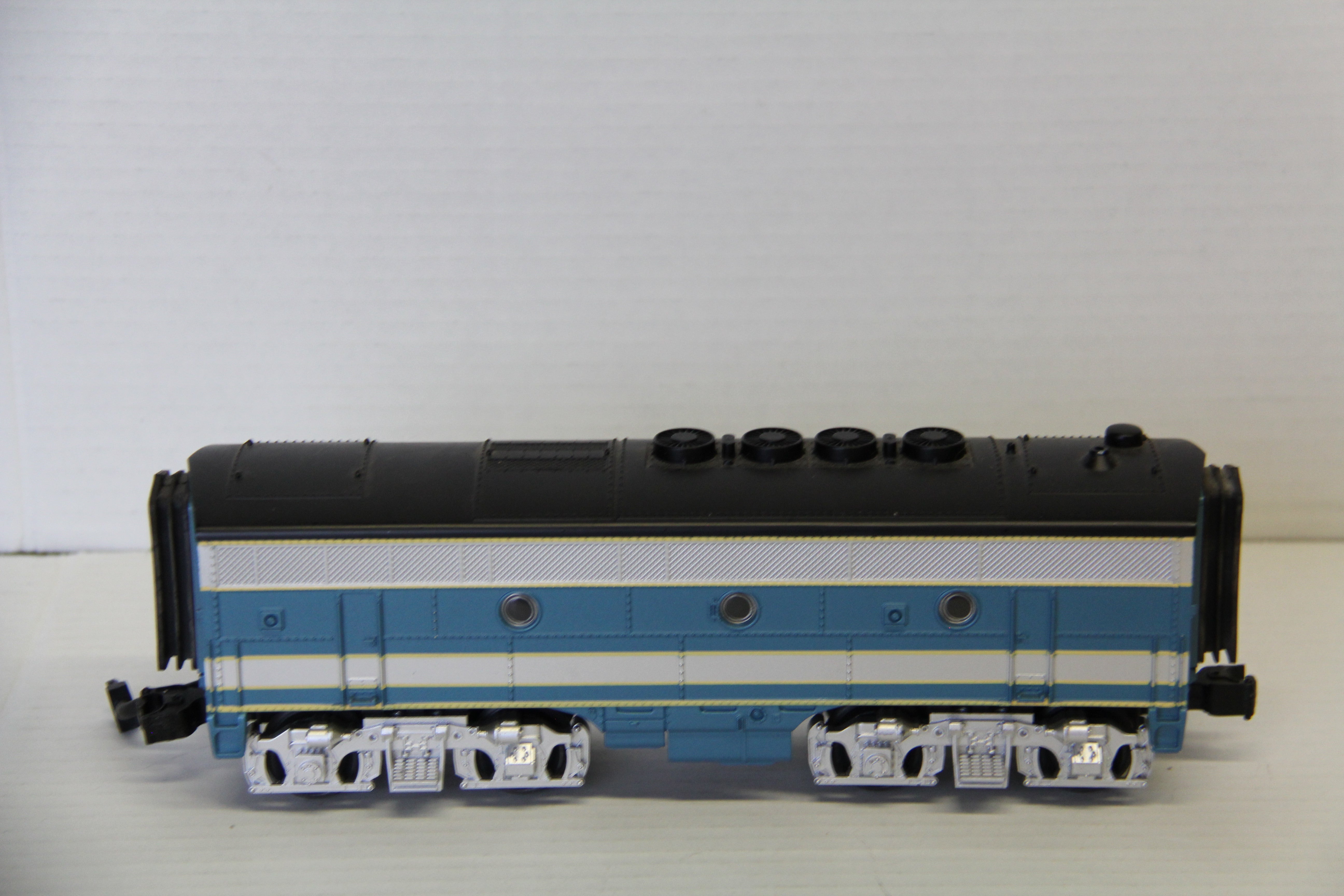 Rail King 30-2142-1, 3 EMD Demonstrator F-3 ABA  All Non Powered ABA Set-Second hand-M6928