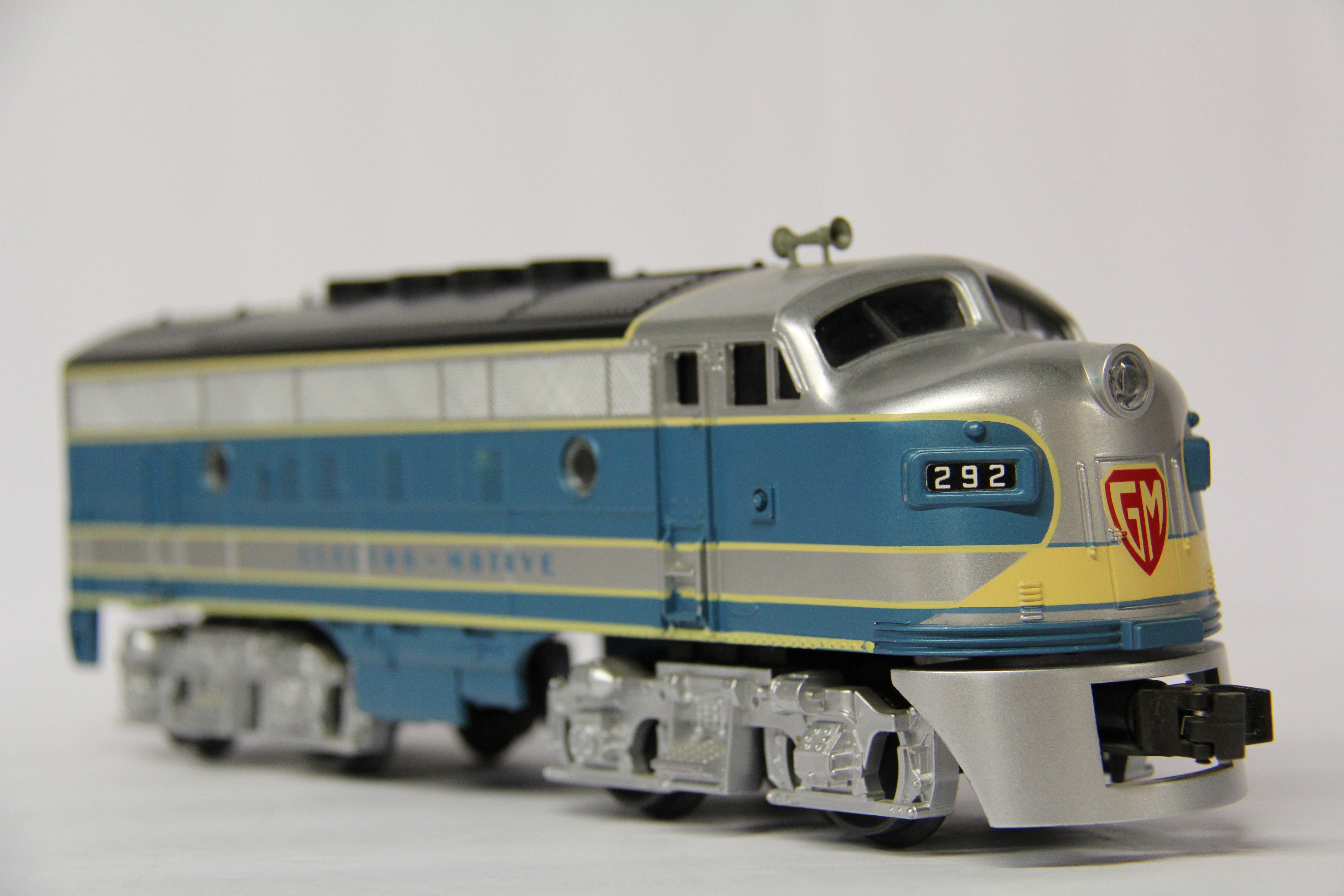 Rail King 30-2142-1, 3 EMD Demonstrator F-3 ABA  All Non Powered ABA Set-Second hand-M6928