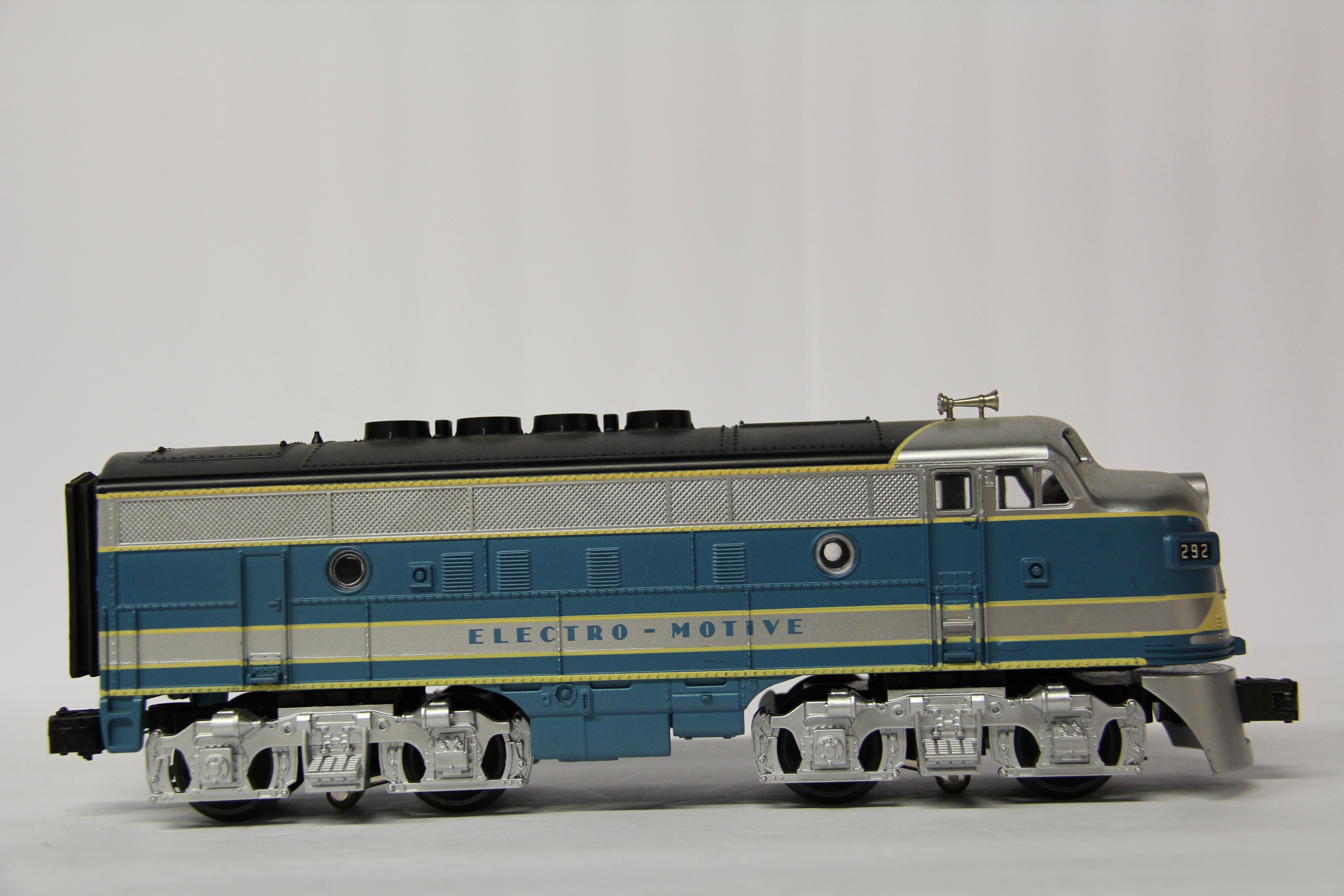 Rail King 30-2142-1, 3 EMD Demonstrator F-3 ABA  All Non Powered ABA Set-Second hand-M6928