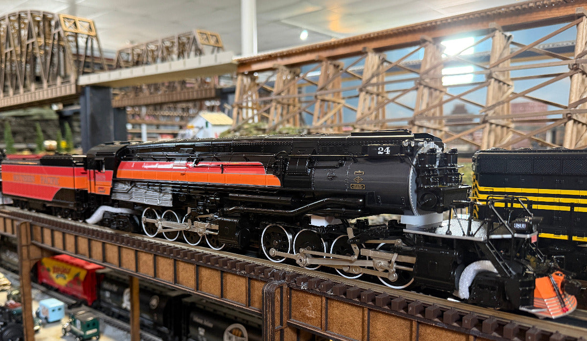 Lionel 2631290 - Legacy - AC-9 Steam Locomotive "Southern Pacific" #3809 (Daylight)