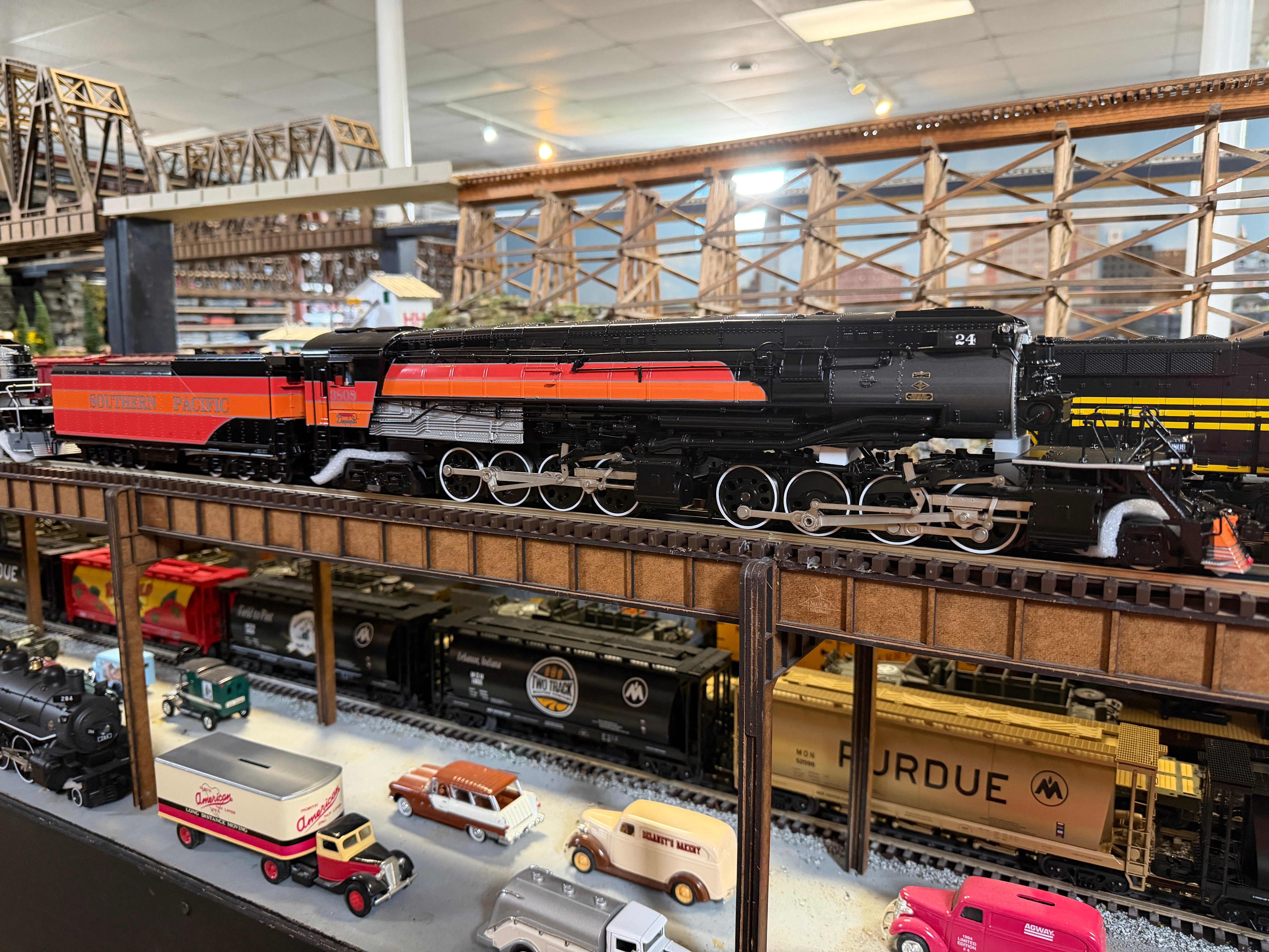 Lionel 2631290 - Legacy - AC-9 Steam Locomotive "Southern Pacific" #3809 (Daylight)