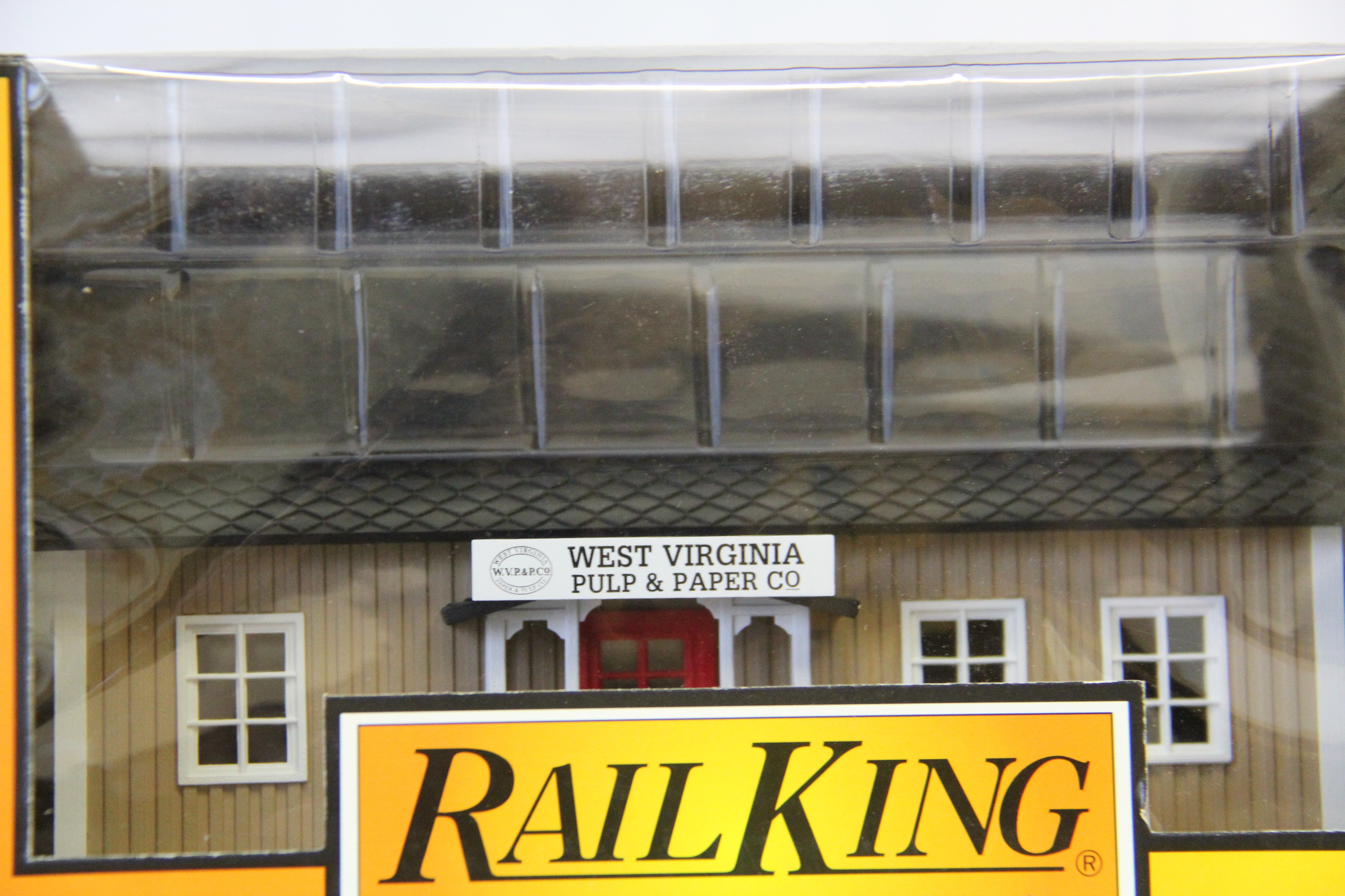 Rail King 30-90036 West Virginia Pulp & Paper Co Assembly Hall-Second hand-M6930