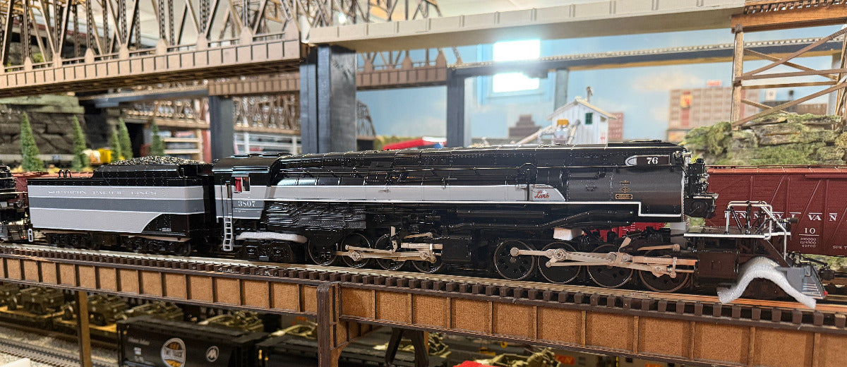 Lionel 2631310 - Legacy - AC-9 Steam Locomotive "Southern Pacific" #3807 (Lark)