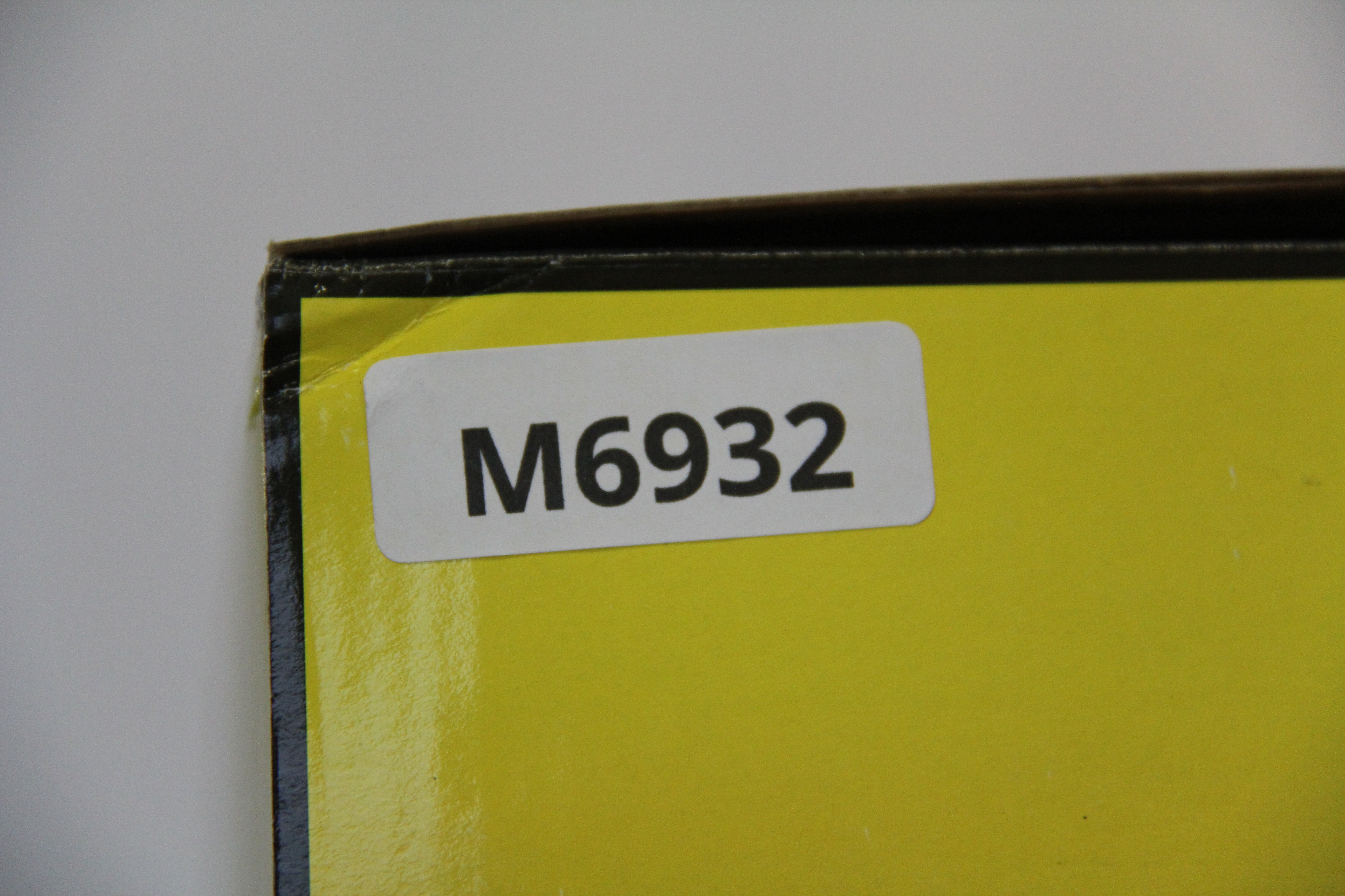 Rail King 30-9018 Hardware Store Red & Gray w. White Trim-Second hand-M6932