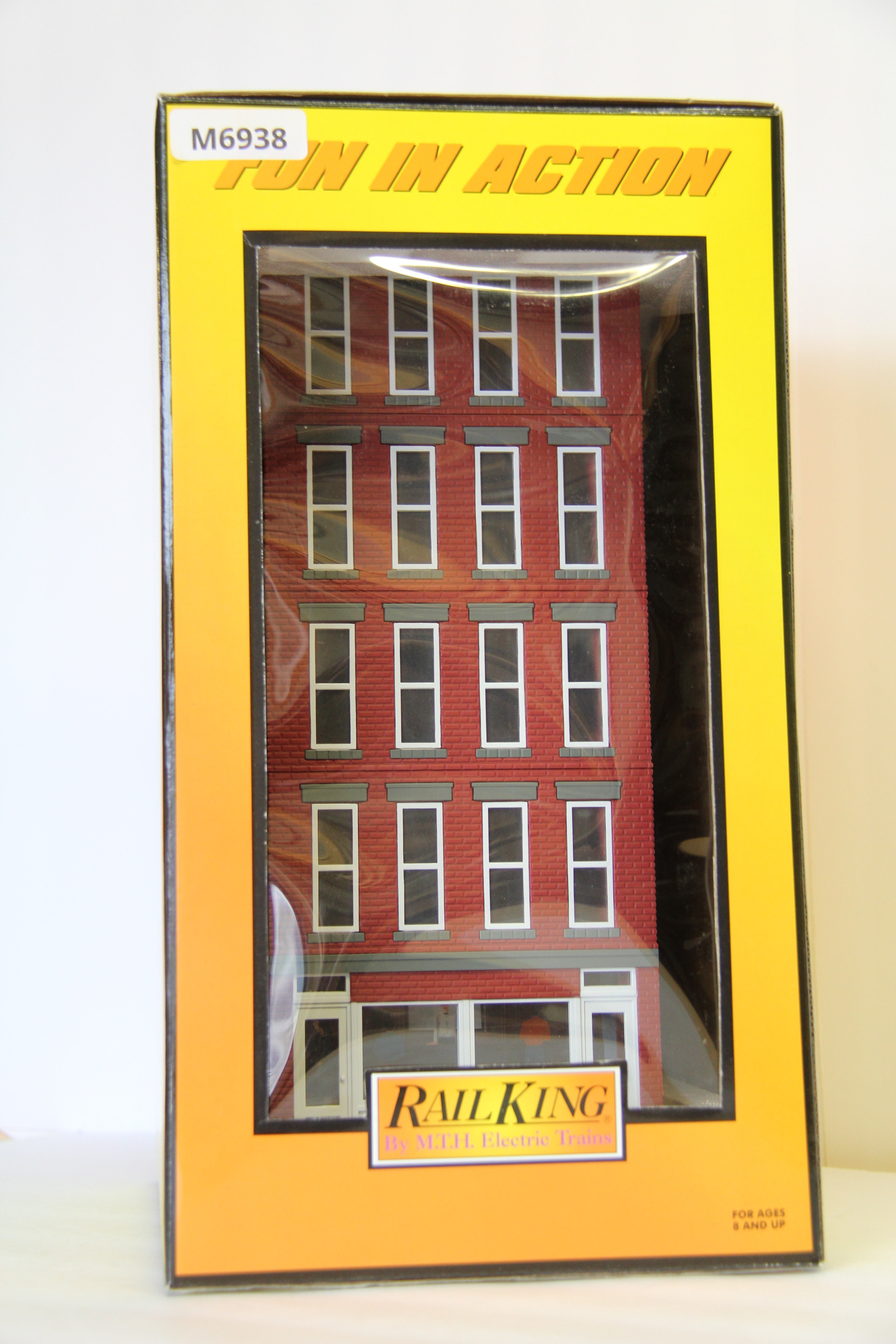 Rail King 30-90034  5-Story City Building McHale's Tavern-Second hand-M6938