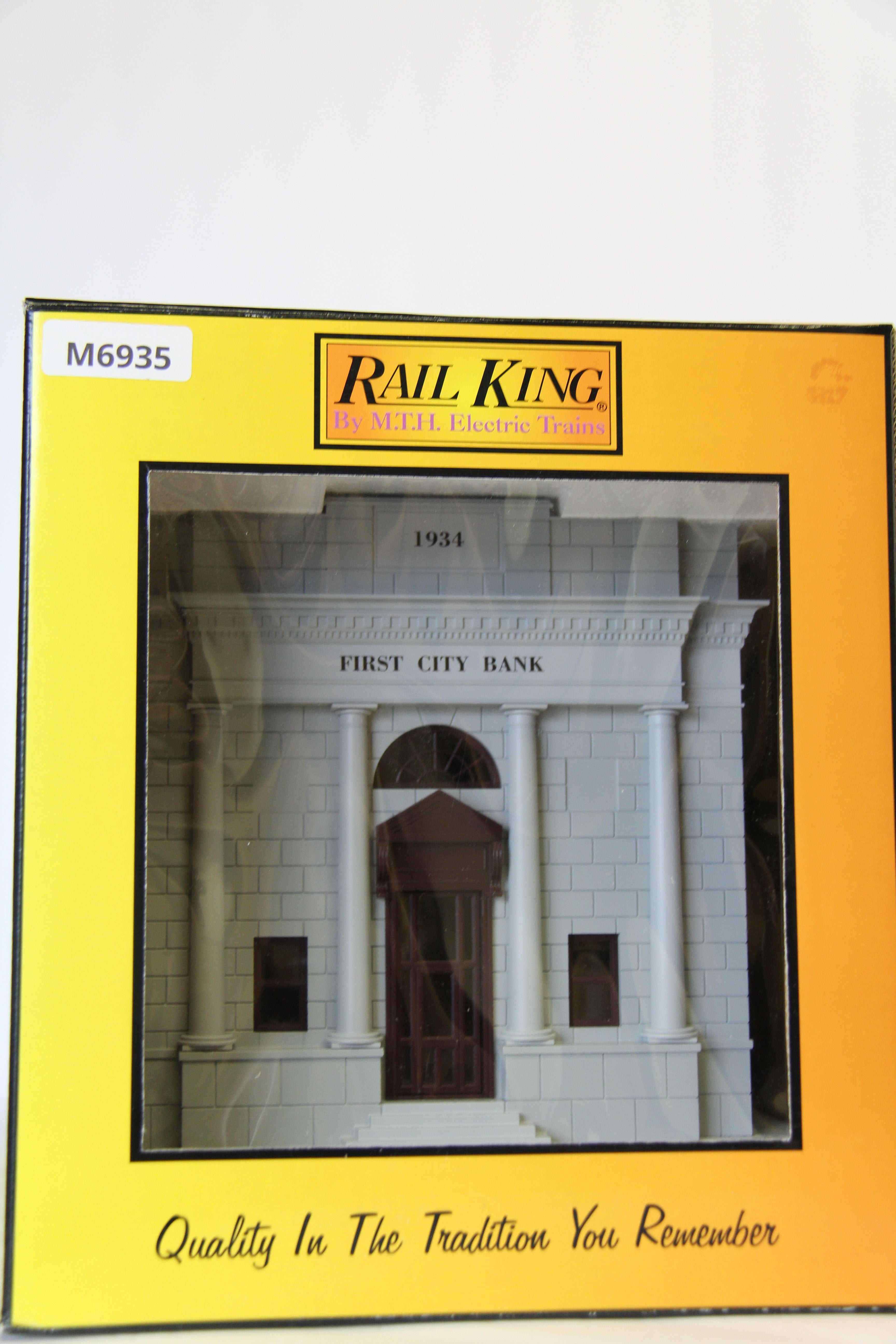 Rail King 30-9017 First City Bank 2 Tone w/ Red Windows-Second hand-M6935