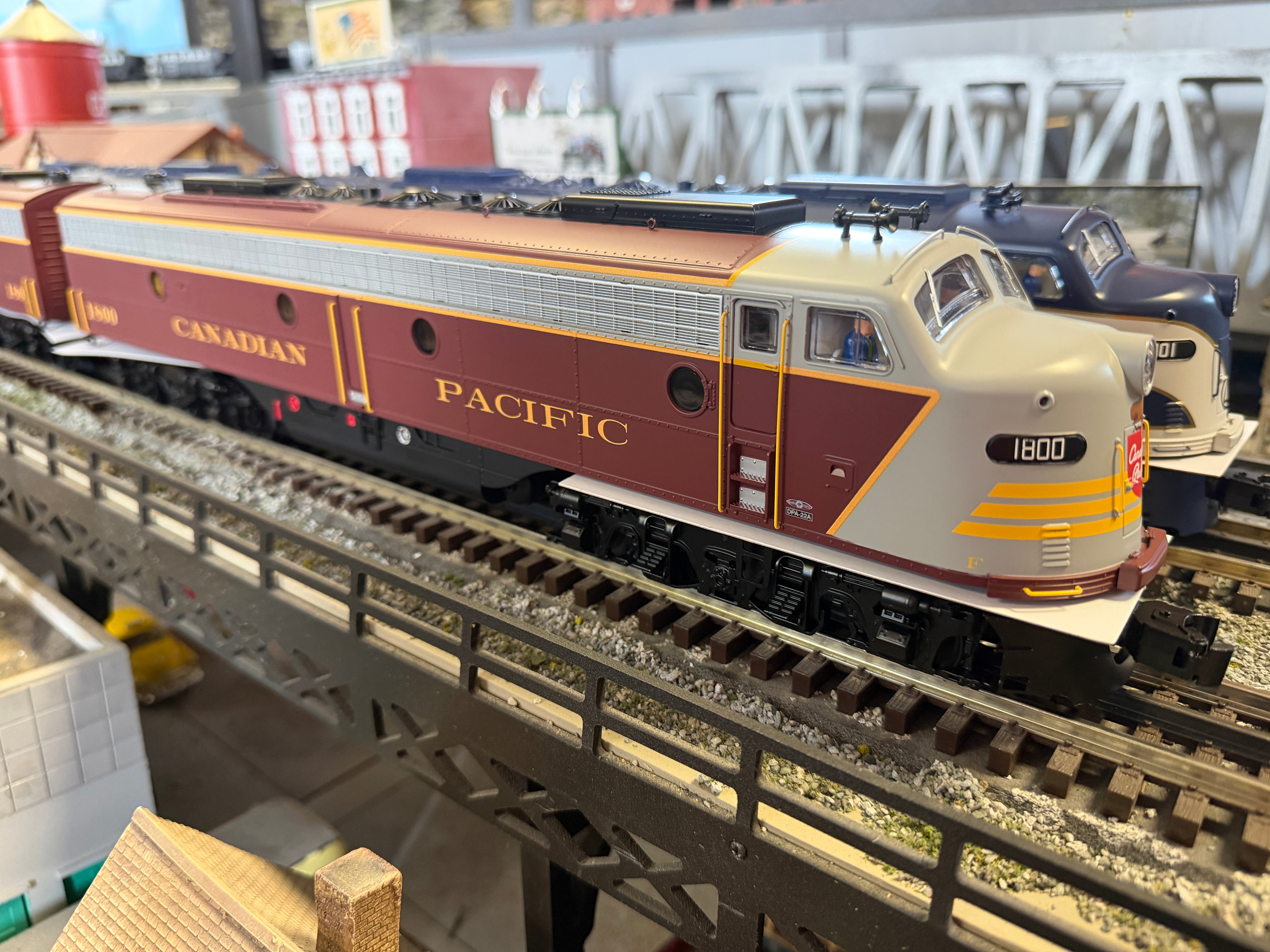 Lionel 2633270 - Legacy - E8 AA Diesel Set "Canadian Pacific"