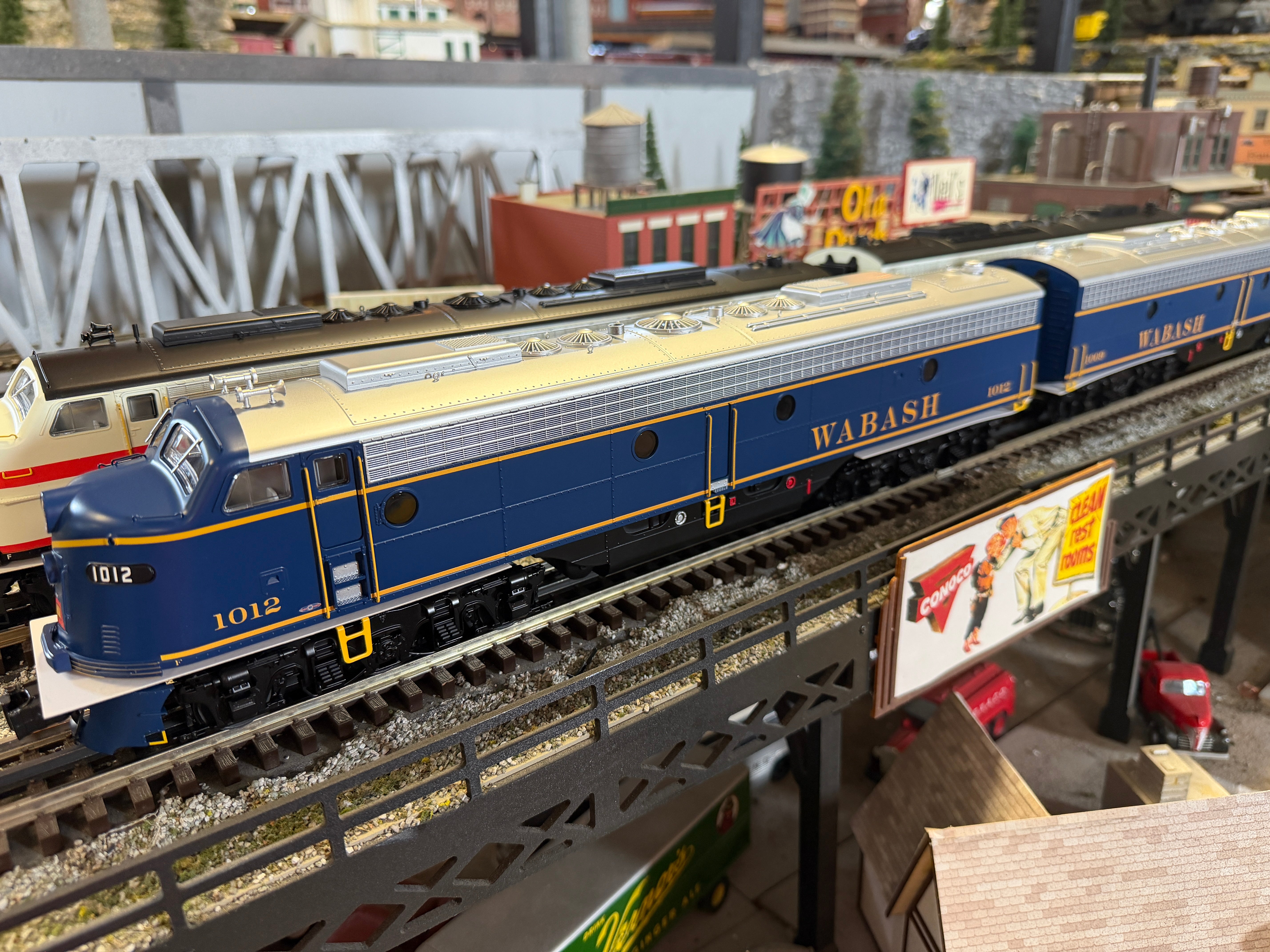 Lionel 2633310 - Legacy - E8 AA Diesel Set "Wabash"