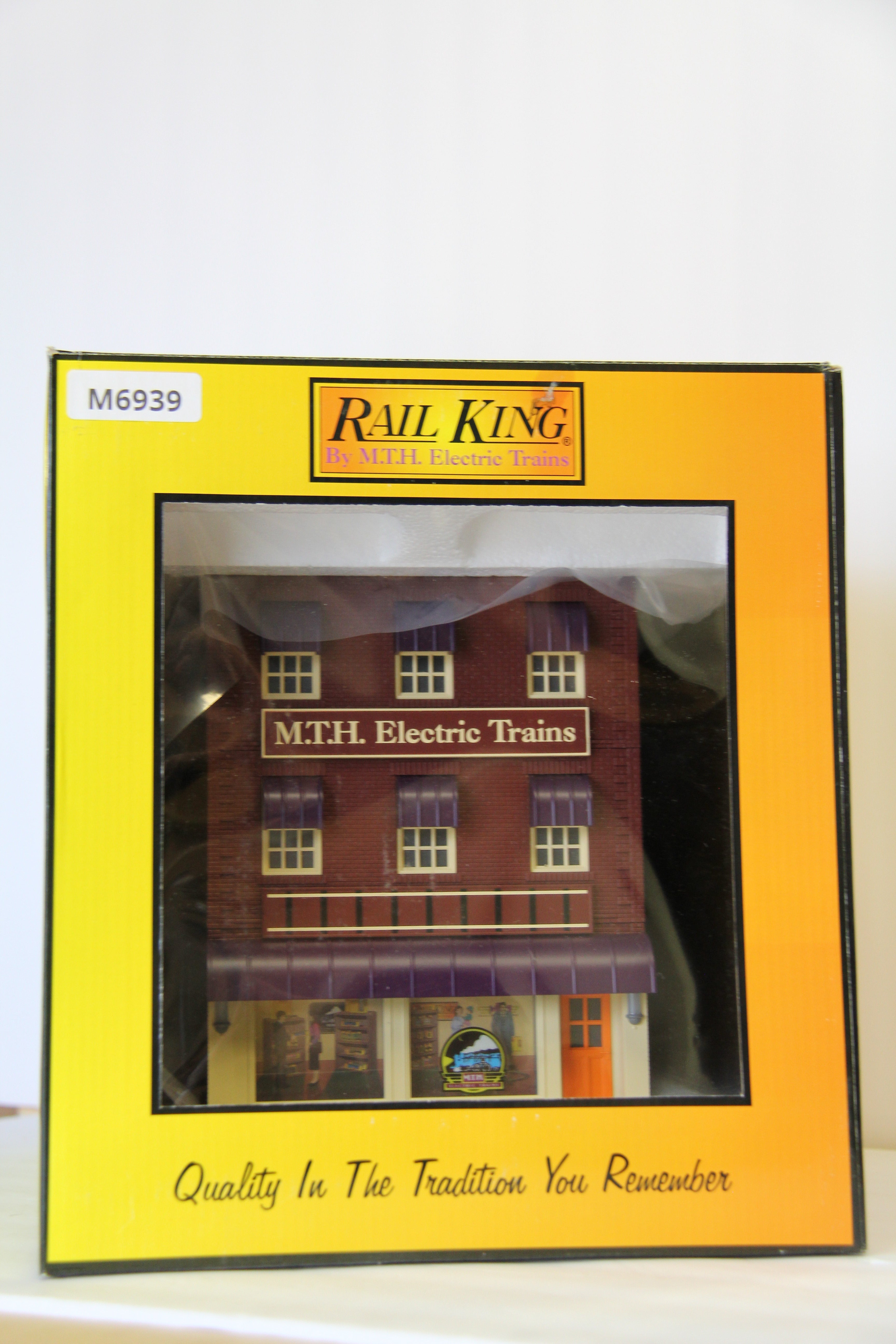 Rail King 30-90049 MTH Train Store 3-Story City Building w/Blinking Sign-Second hand-M6939
