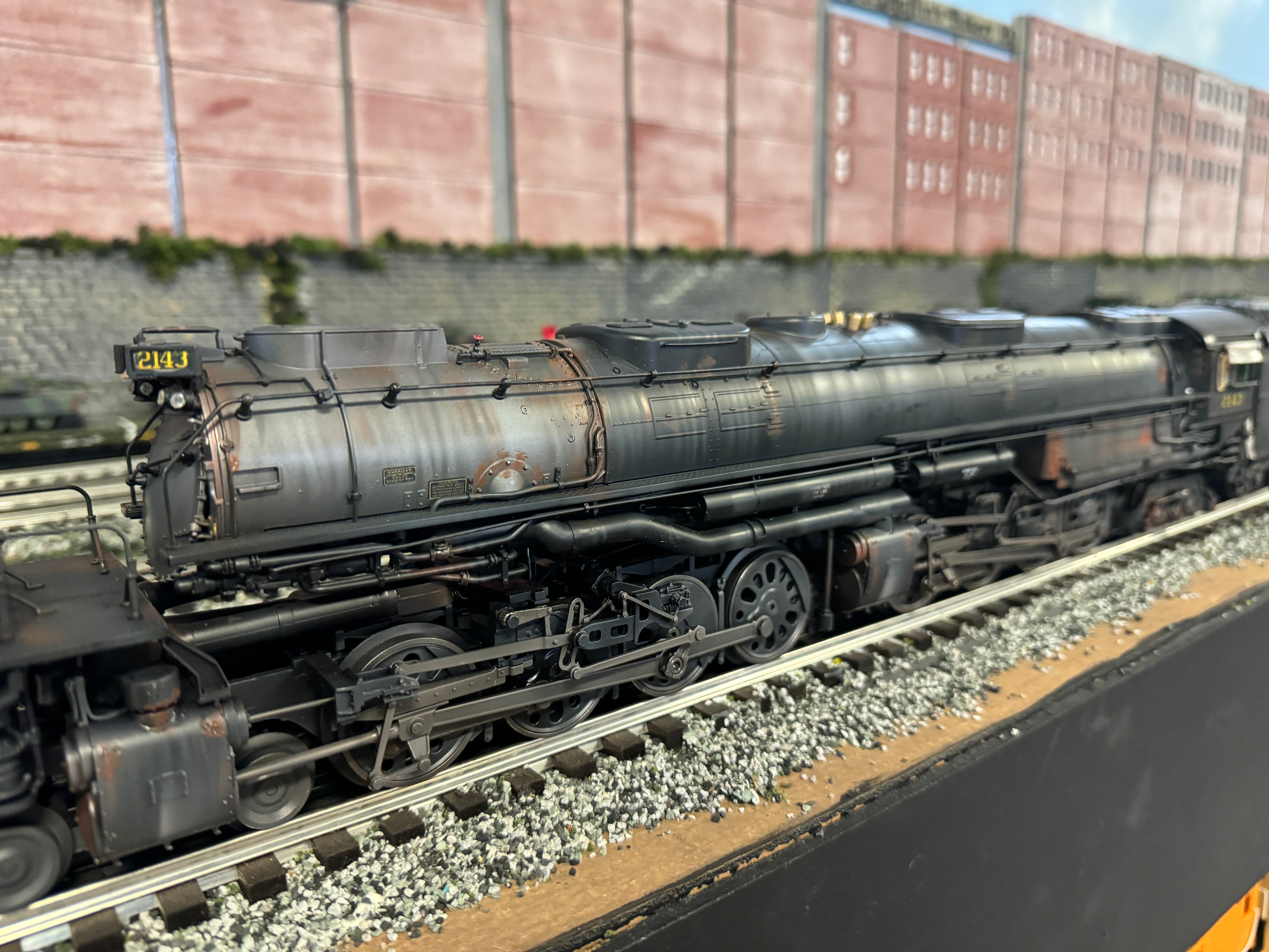 Lionel 2331270NW - Vision Line Big Boy Steam Locomotive "Norfolk & Western" #2143 Custom Pained and Lettered by Harry Hieke