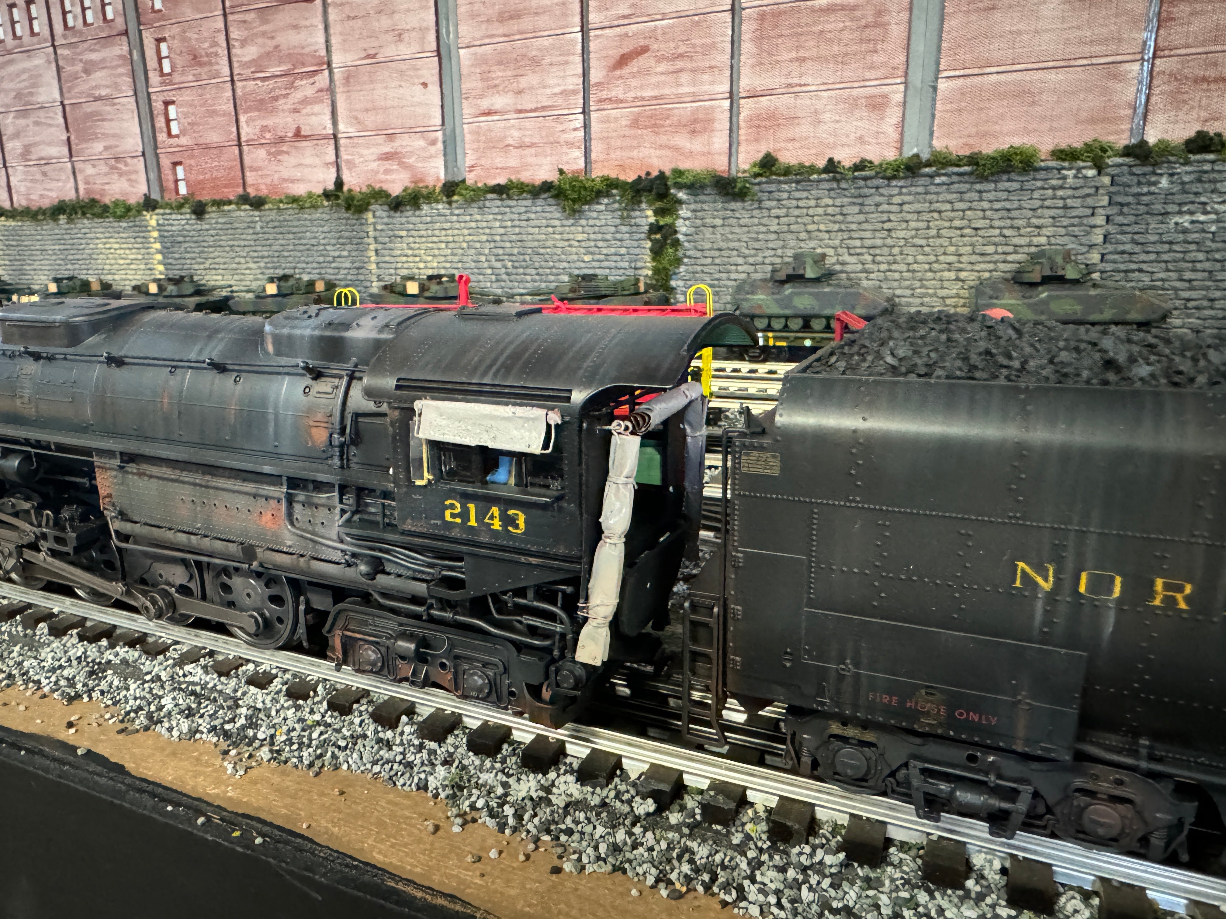 Lionel 2331270NW - Vision Line Big Boy Steam Locomotive "Norfolk & Western" #2143 Custom Pained and Lettered by Harry Hieke