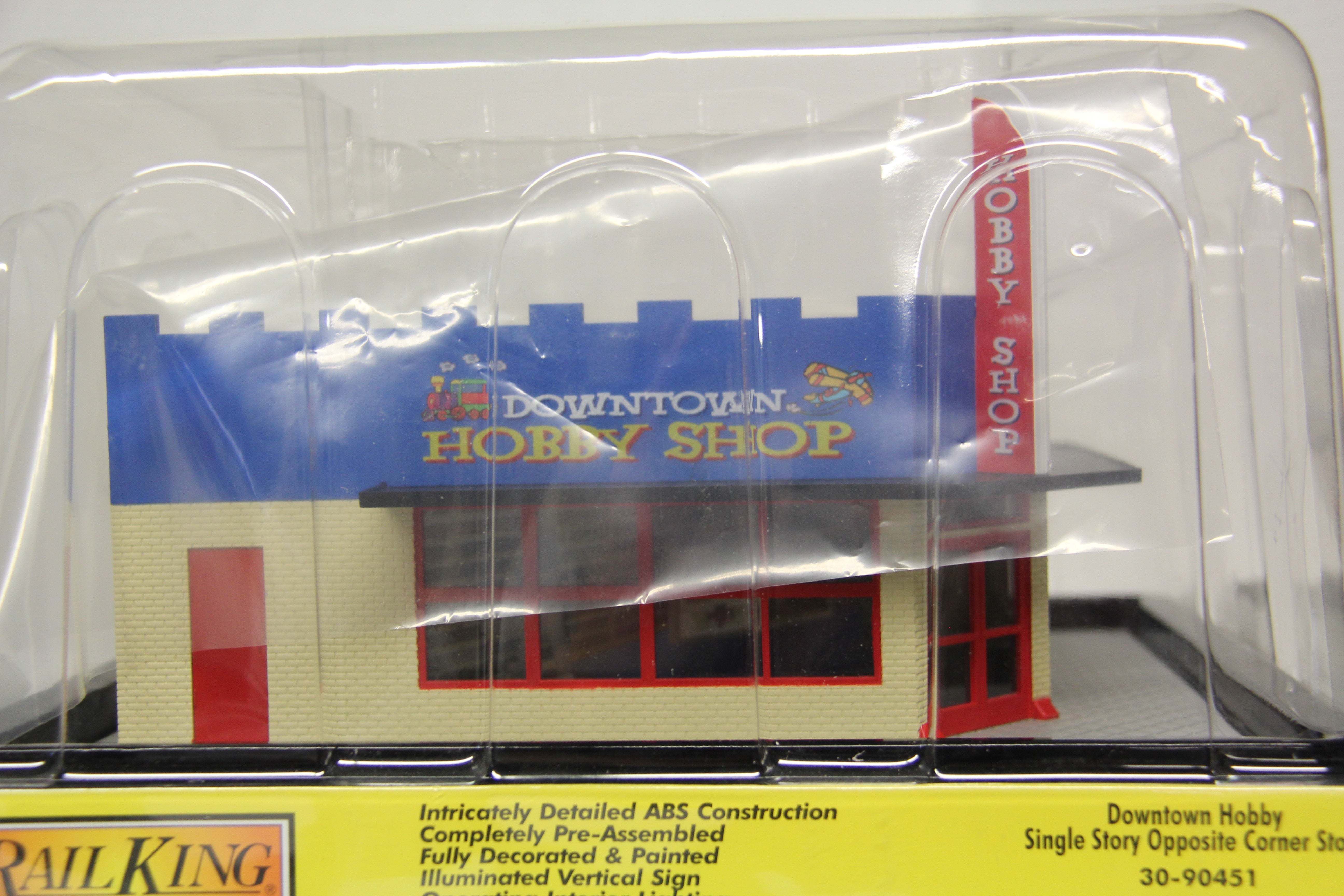 Rail King 30-90451 Downtown Hobby Single Story Opposite Corner Store-Second hand-M5565