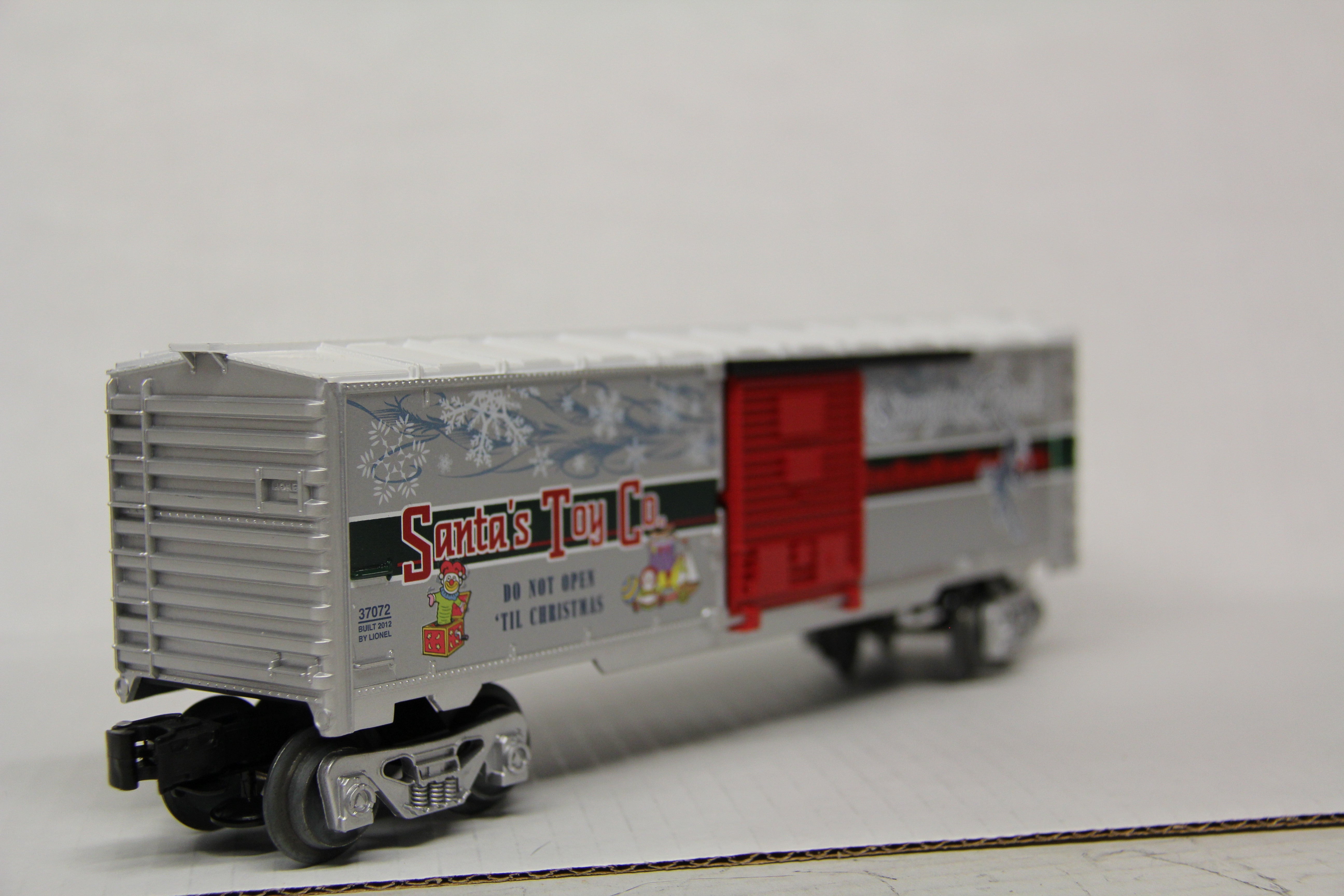 Lionel 6-37072 Christmas Boxcar With Music-No Box-Second hand-M5572