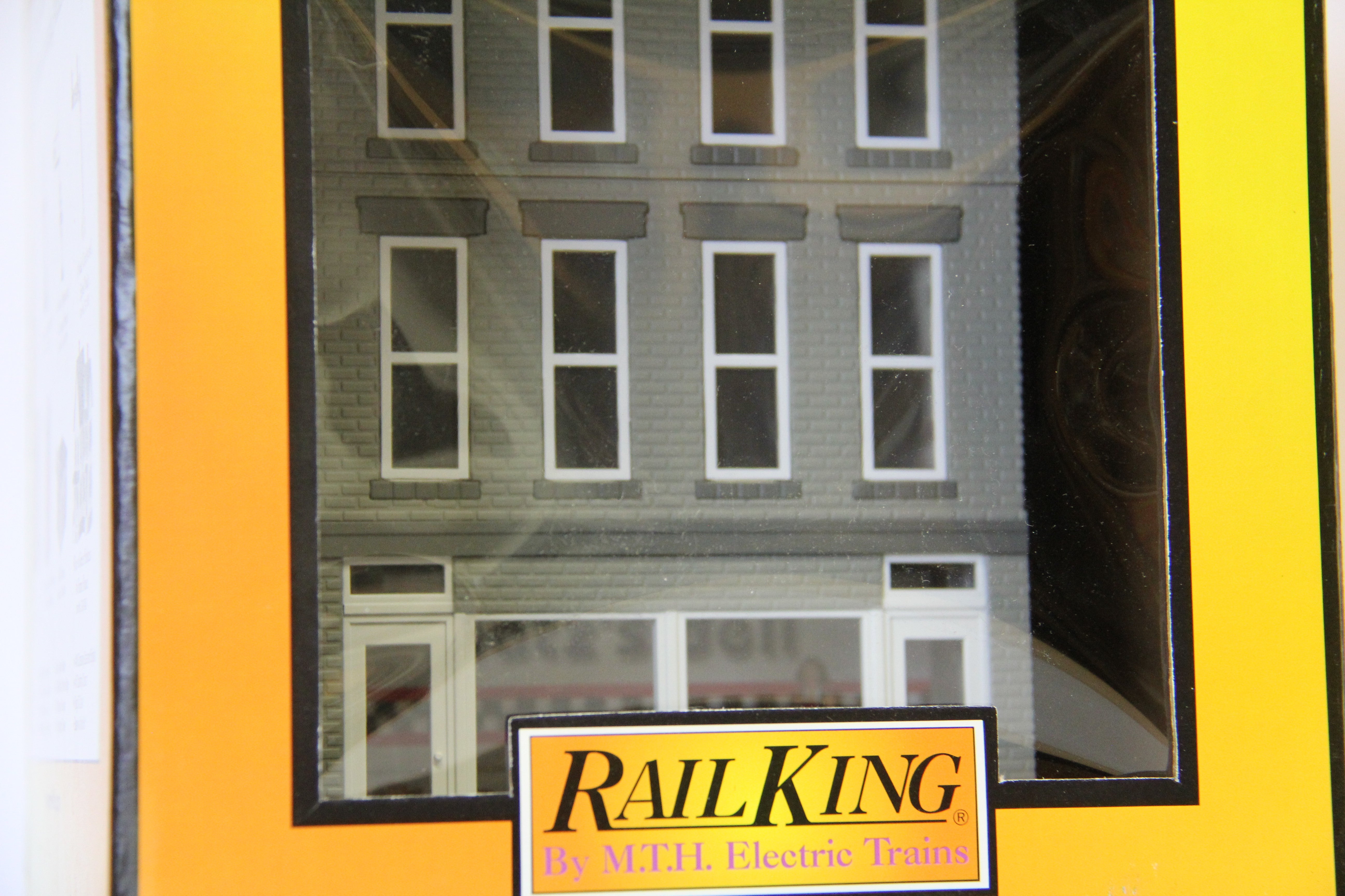 Rail King 30-90020  3-Story City Building Katz's Deli-Second hand-M6945