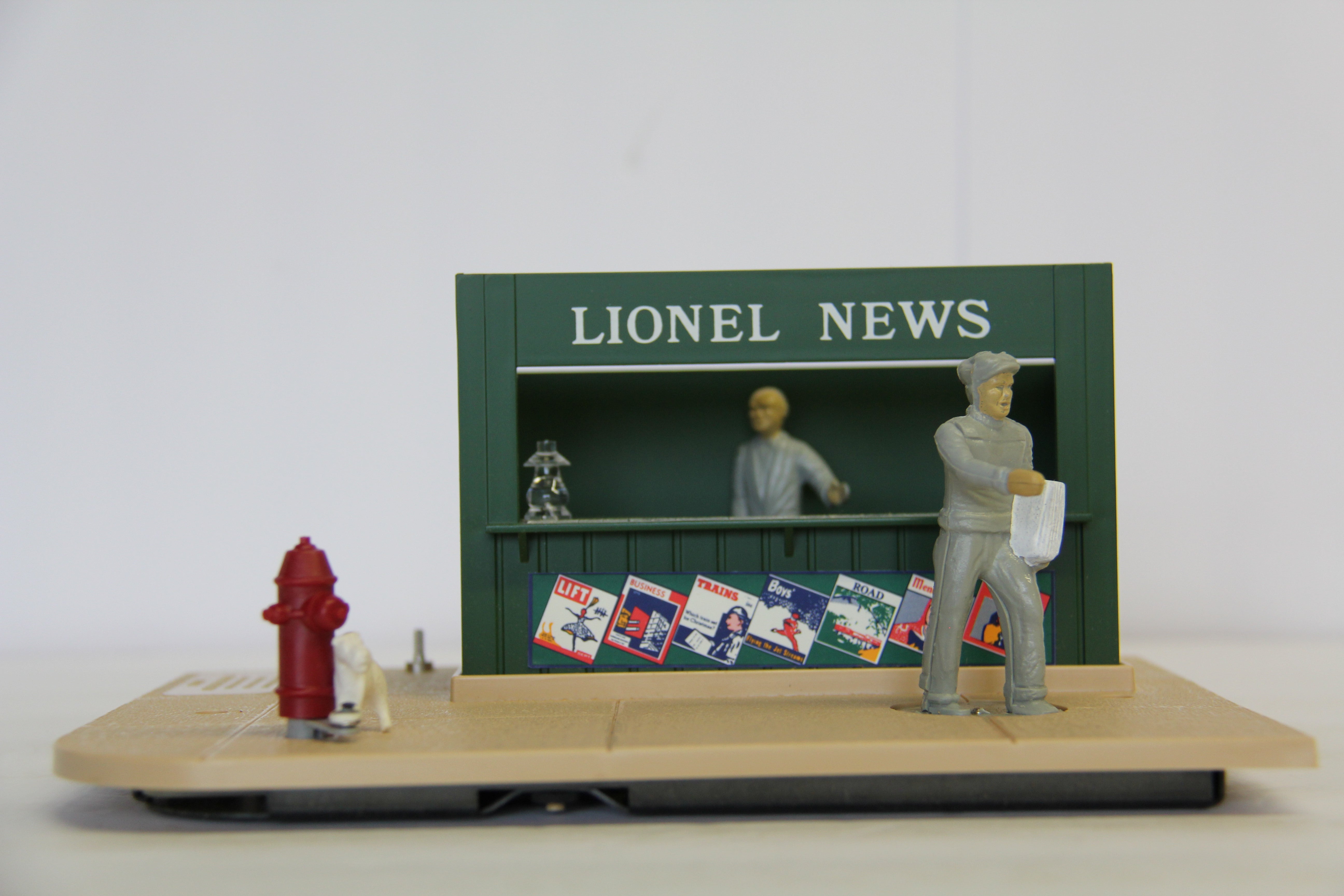 Lionel 6-2308 Animated Newstand-Second hand-M6952