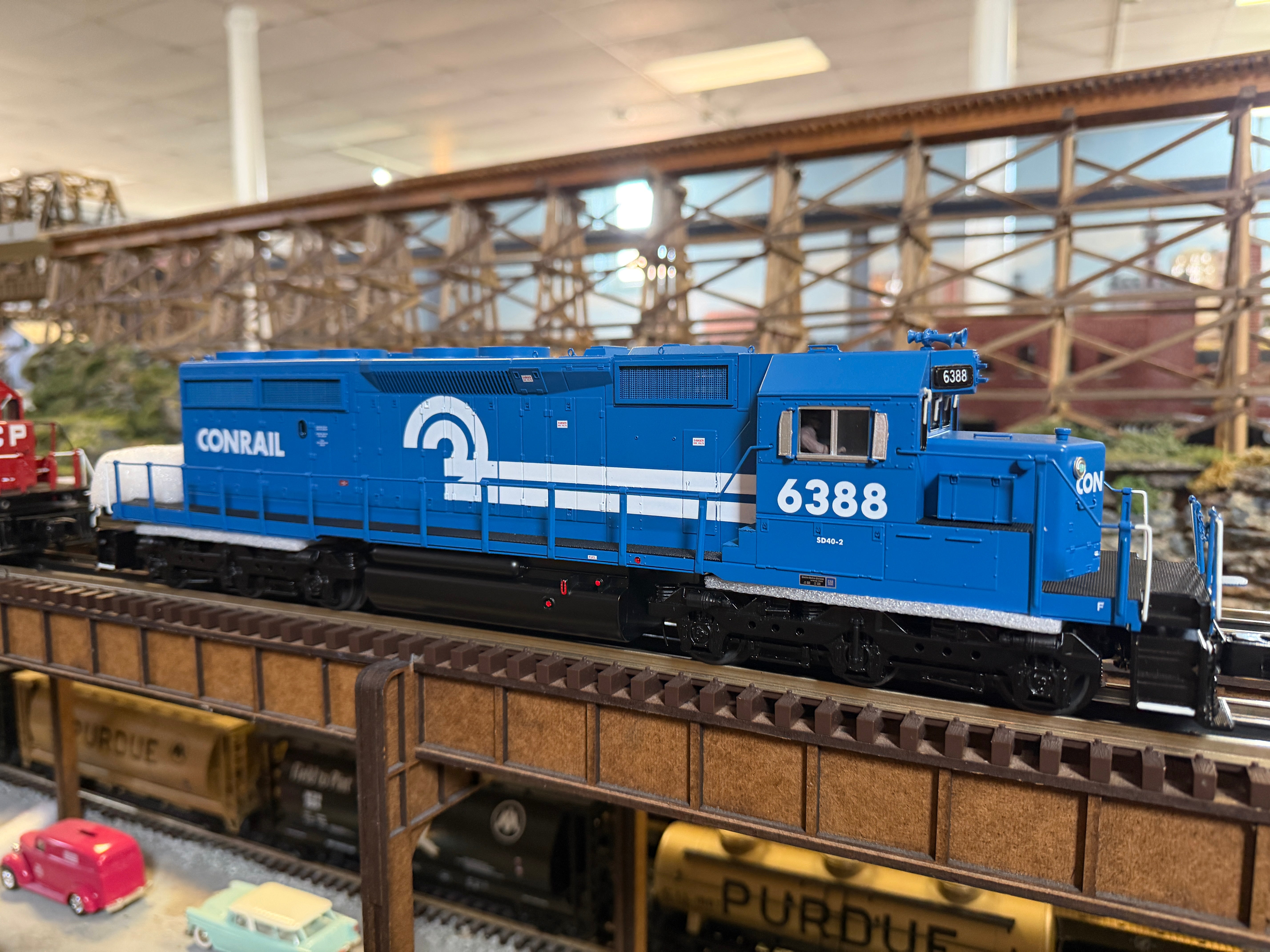 Atlas O 30138596 - Premier - SD40 Diesel Locomotive "Conrail" #6388