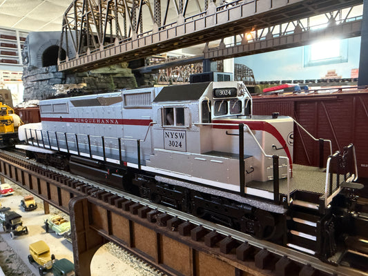 Atlas O 30138603 - Premier - SD40 Diesel Locomotive "New York, Susquehanna & Western" #3024 (Heritage)
