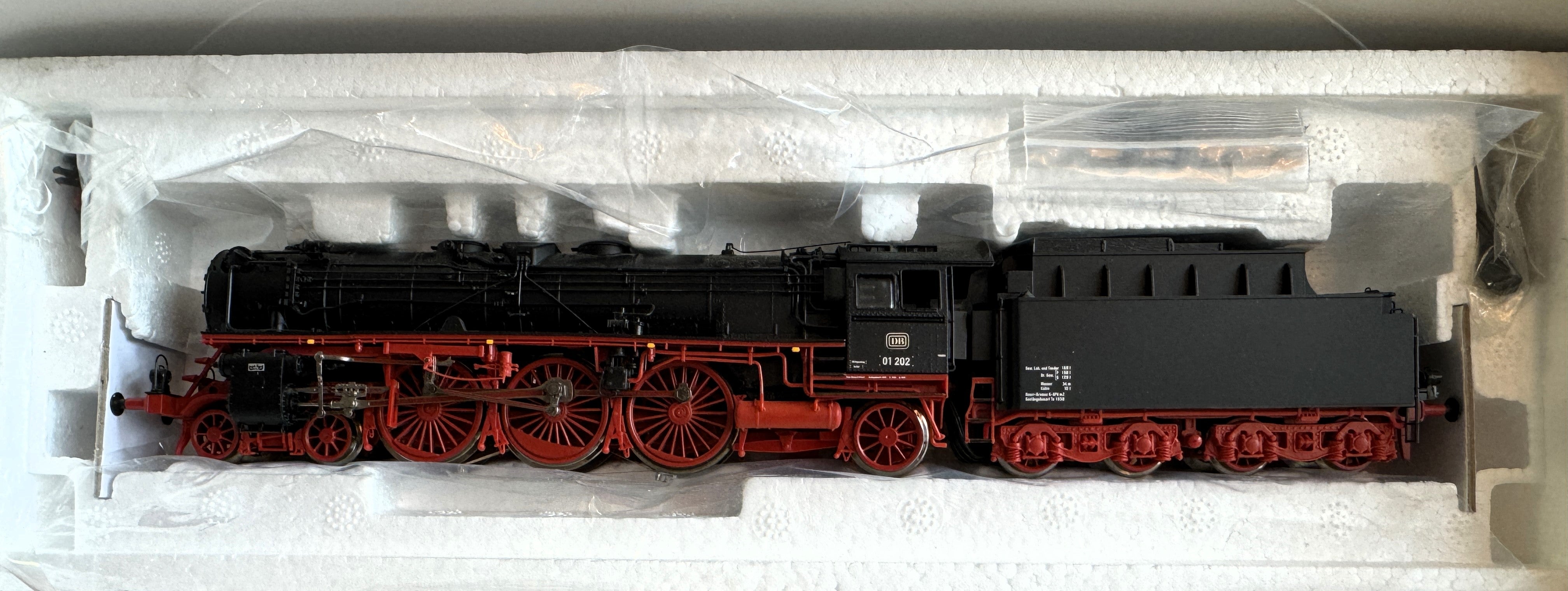 Precision Craft Models 717 HO Scale Deutsche Bundesbahn BRO1, Witte Windleitbleche ohne Schurze #4-Second hand-M1466