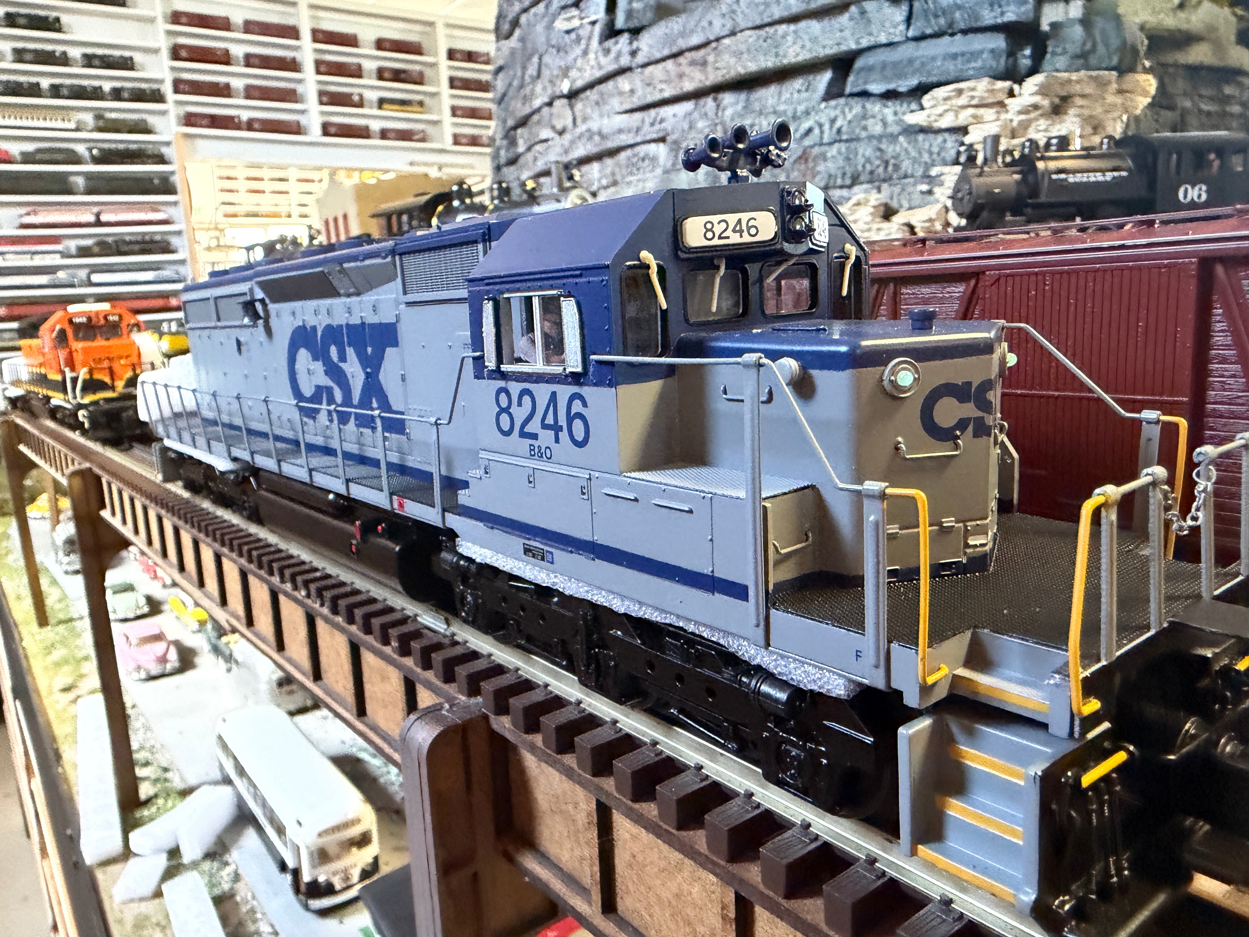 Atlas O 30138594 - Premier - SD40 Diesel Locomotive "CSX" #8256