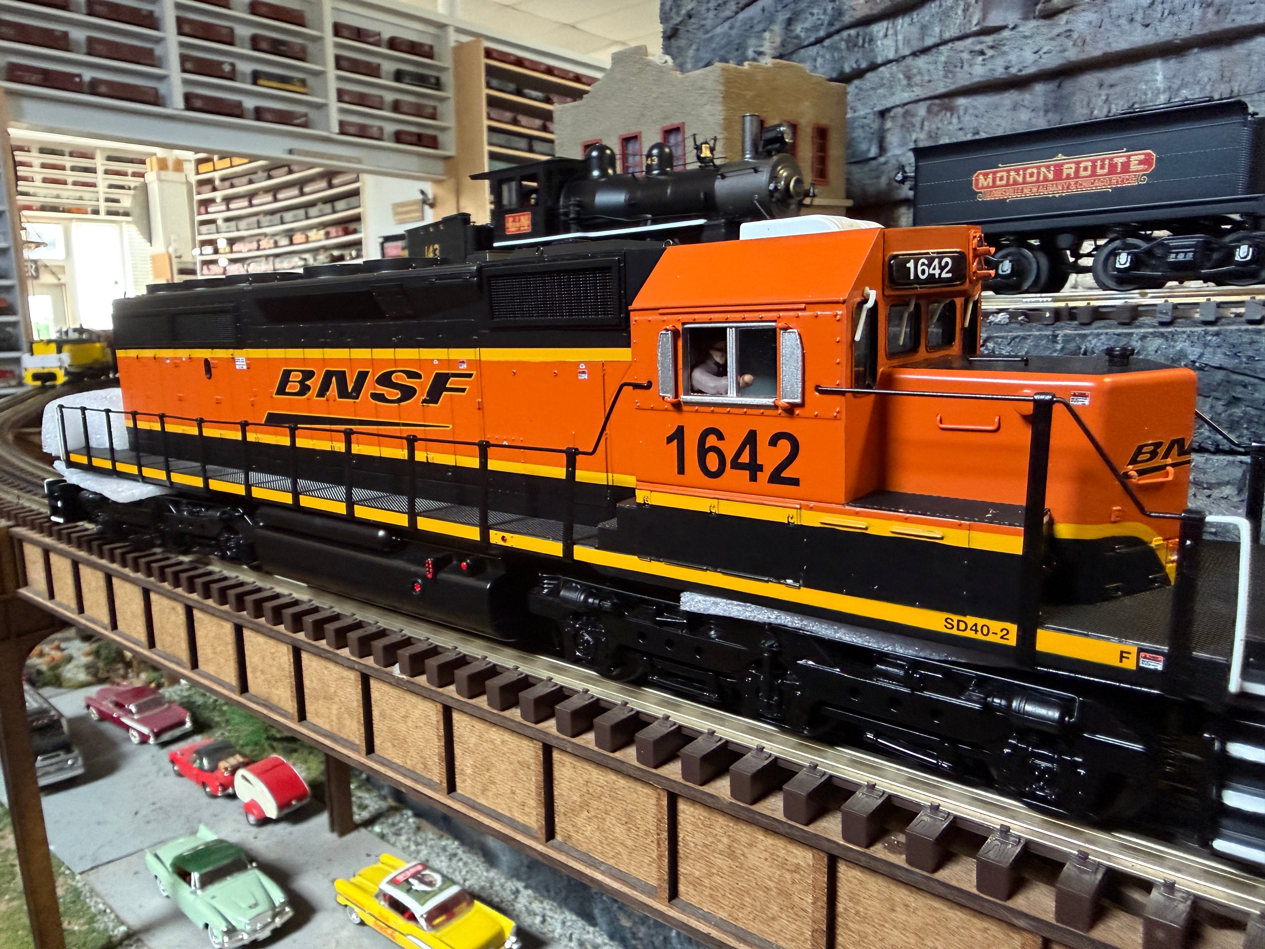 Atlas O 30138589 - Premier - SD40 Diesel Locomotive "BNSF" #1642 (H4)