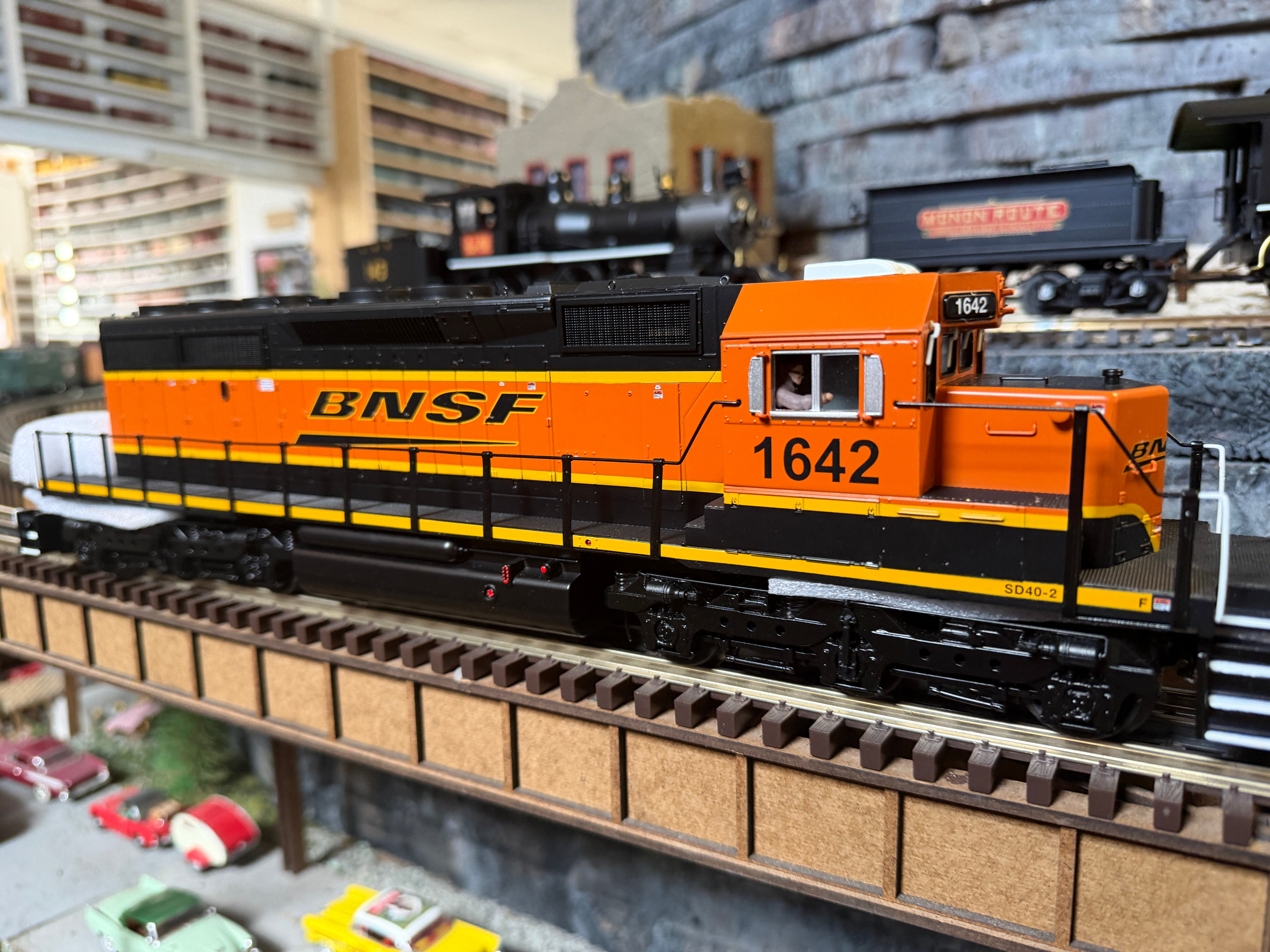 Atlas O 30138590 - Premier - SD40 Diesel Locomotive "BNSF" #1663 (H4)