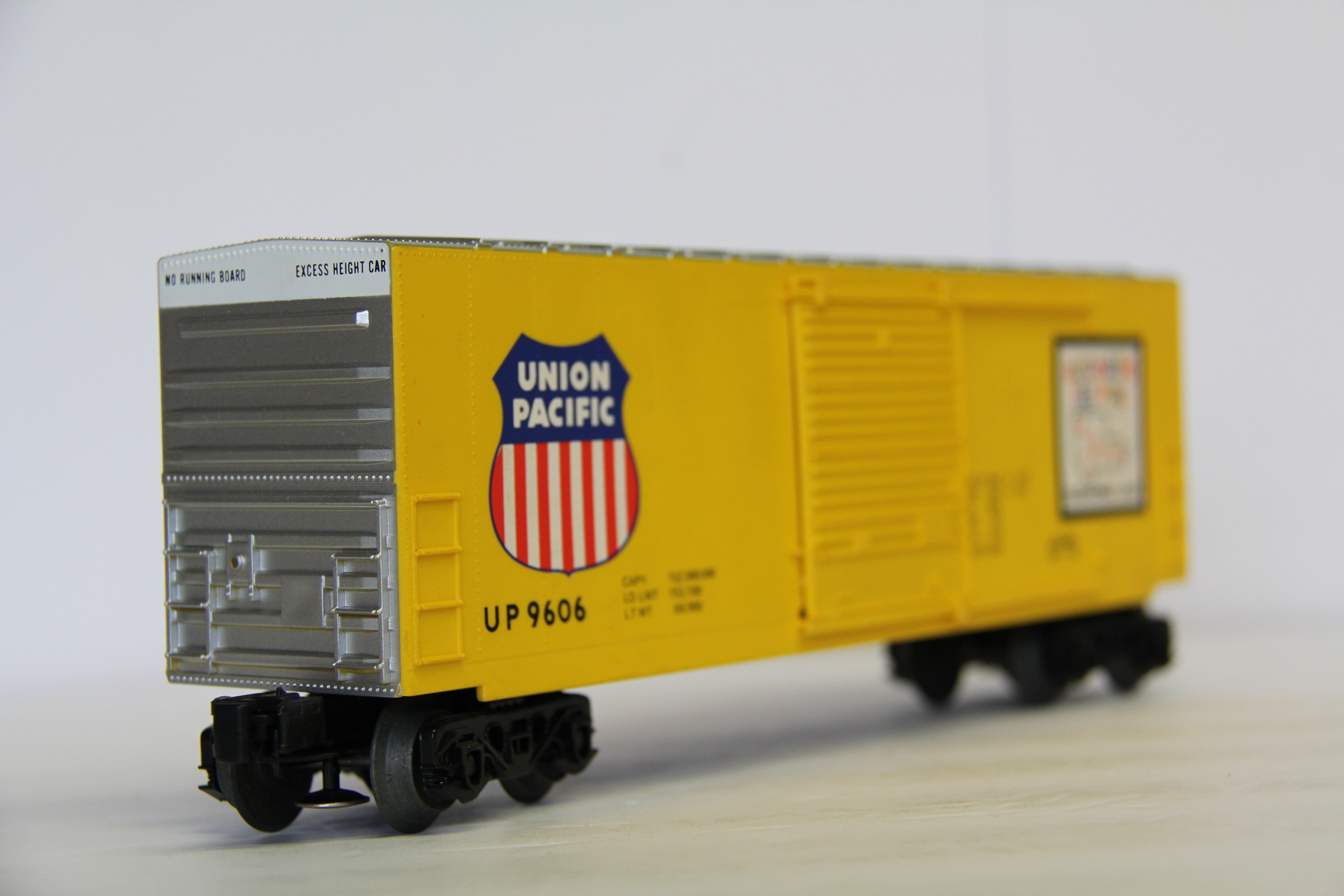 Lionel 6-9606 Union Pacific Hi-Cube Box Car-Second hand-M6959