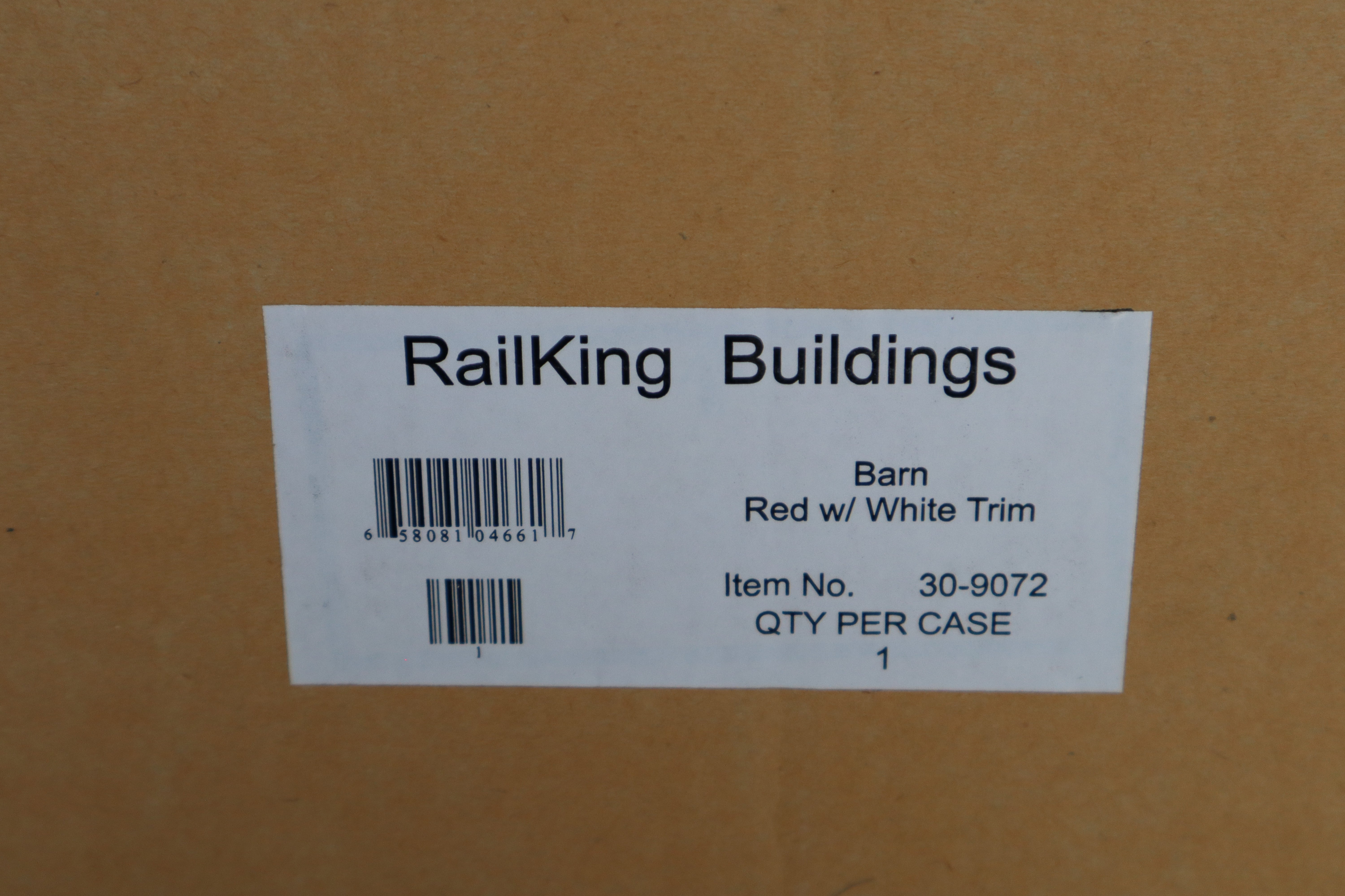 Rail King 30-9072 Barn Red w/ White Trim-Second hand-M8198