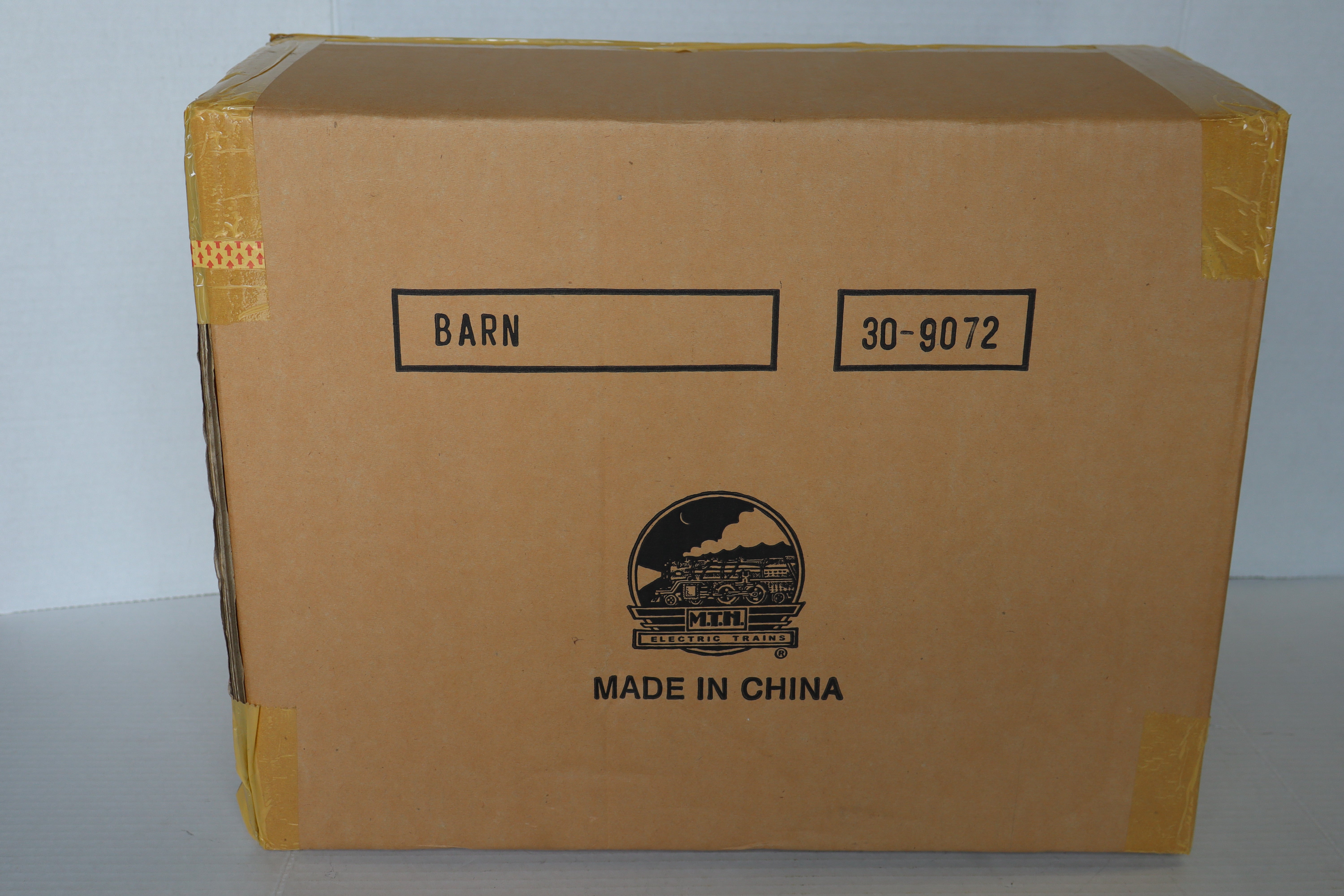 Rail King 30-9072 Barn Red w/ White Trim-Second hand-M8198