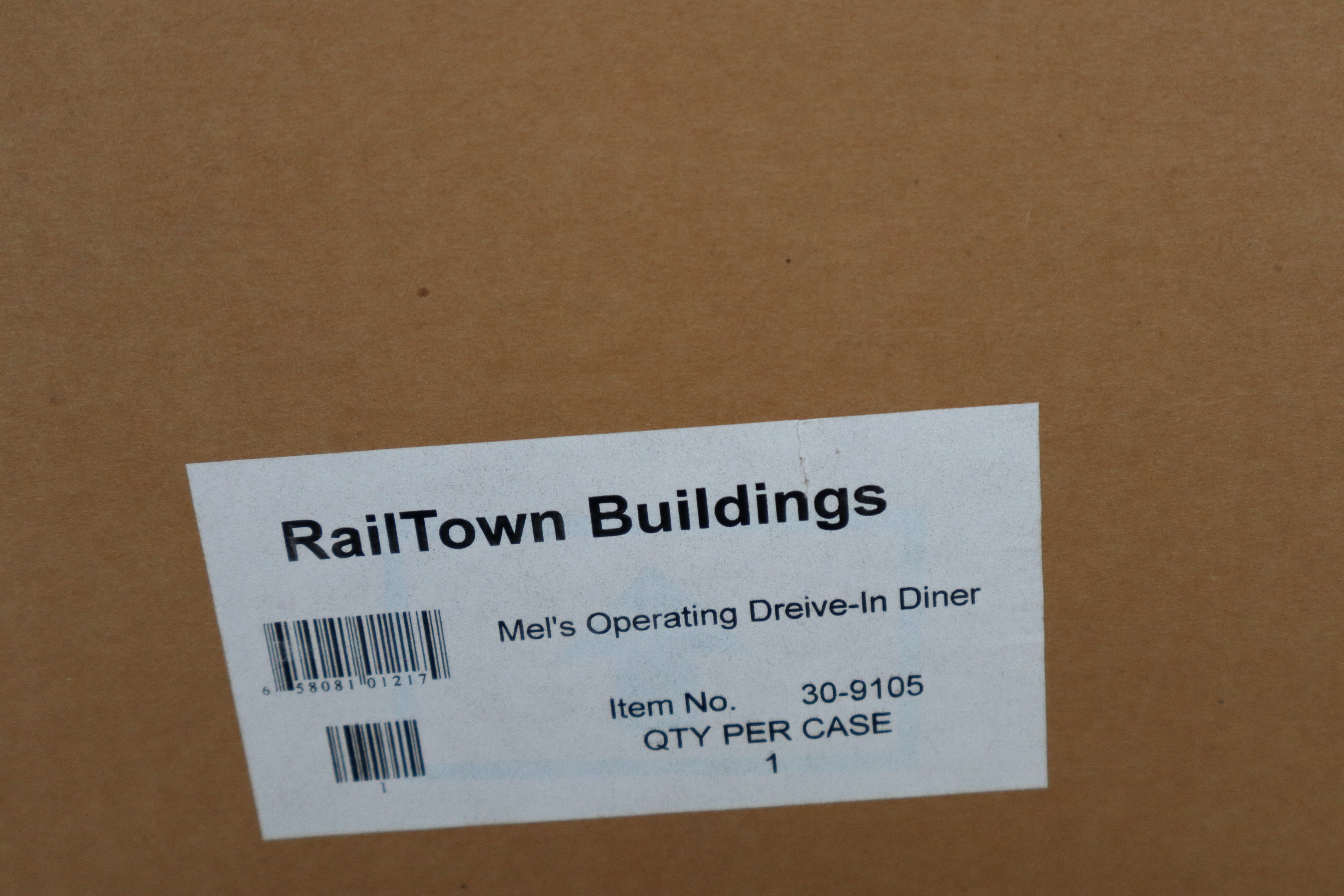 Rail King 30-9105 Mel's Drive-In Diner-Second hand-M8202