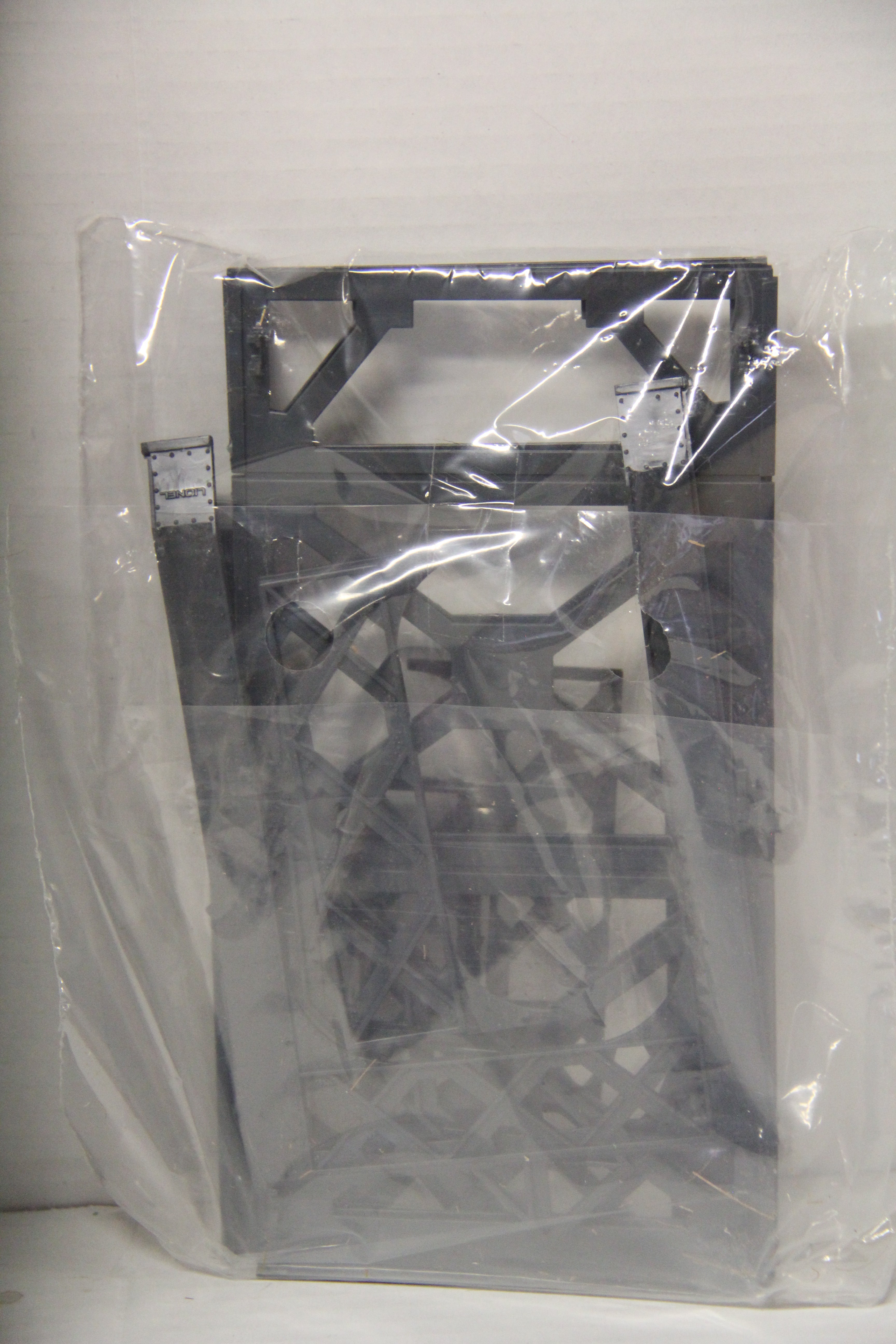 Lionel 6-12772 Illuminated Extension Bridge w/ Rock Piers-Second hand-M6961