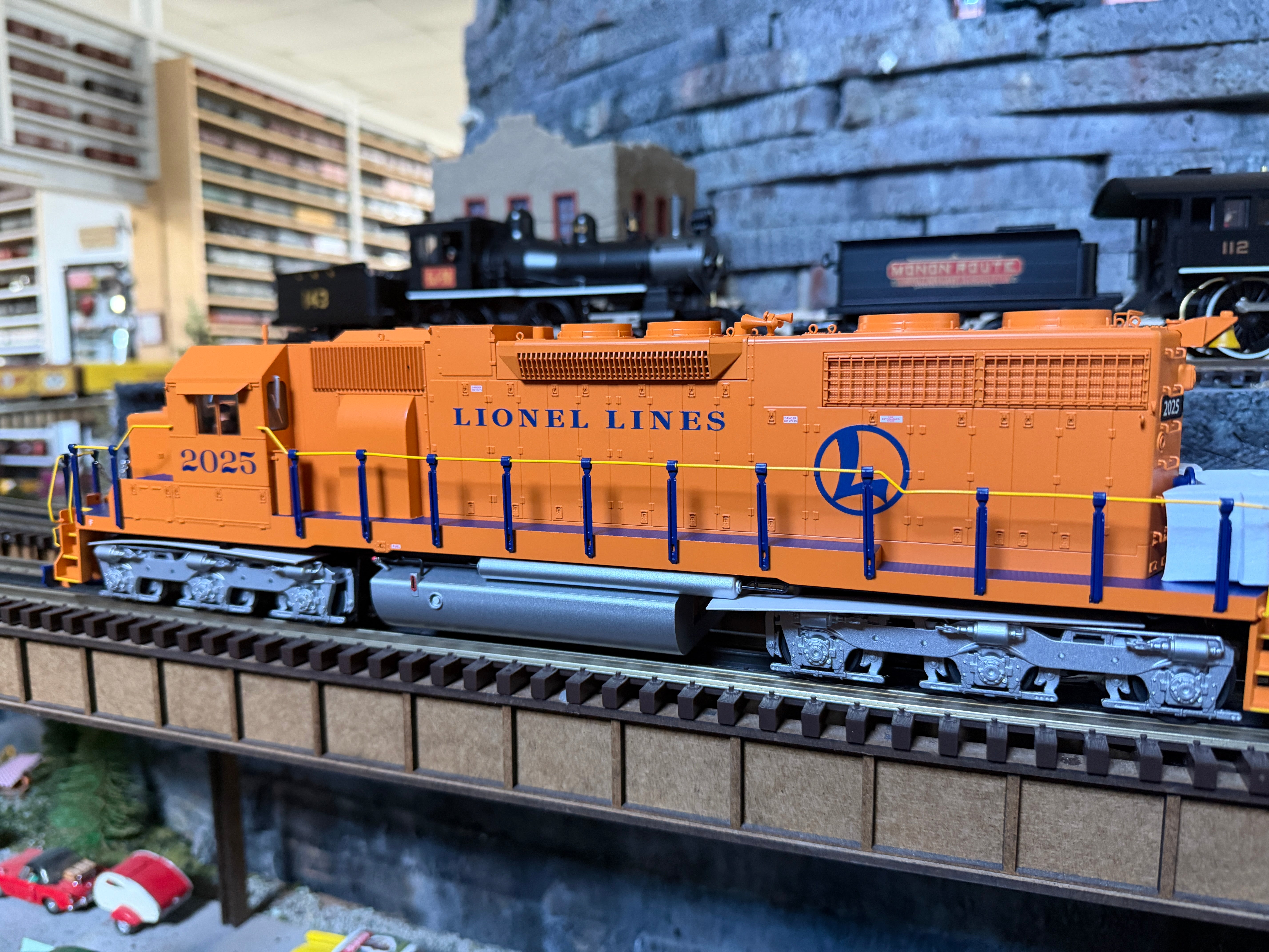 Lionel 2633381 - Legacy - SD38 Diesel Locomotive "Lionel Lines" #2025