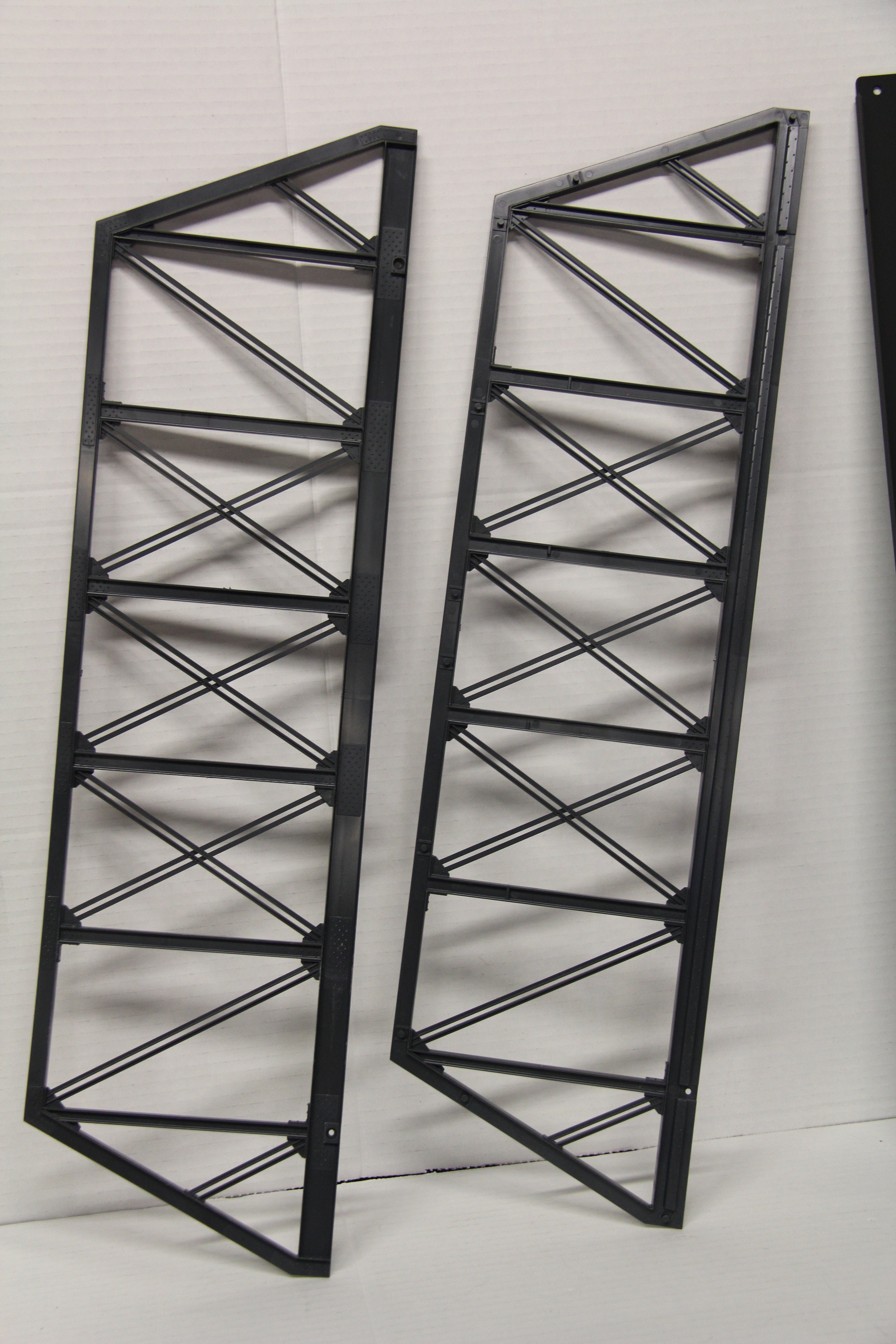 Lionel 6-12772 Illuminated Extension Bridge w/ Rock Piers-Second hand-M6961