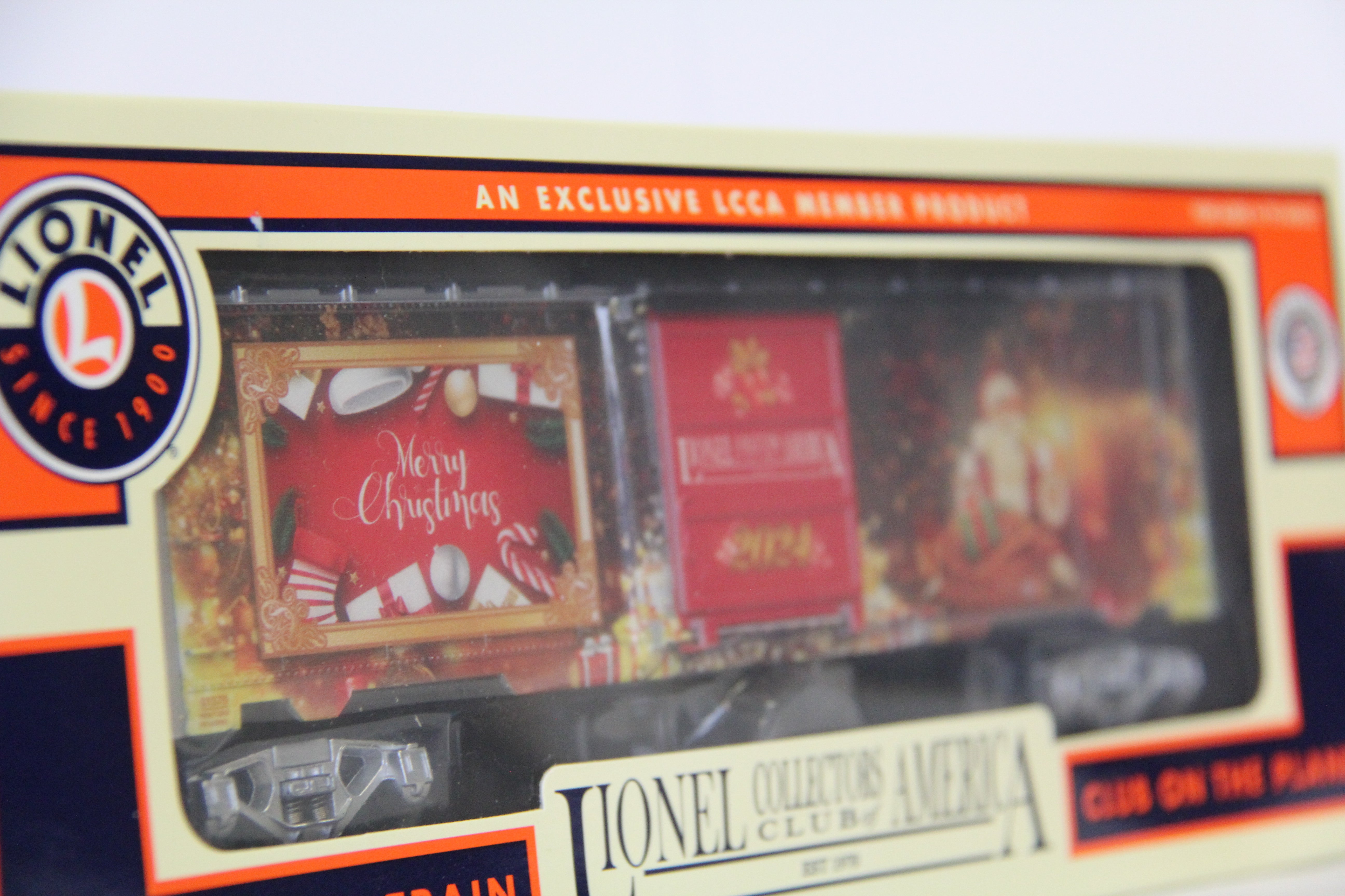 Lionel 2401570 -2024 LCCA Christmas Box Car-Second hand-M6962