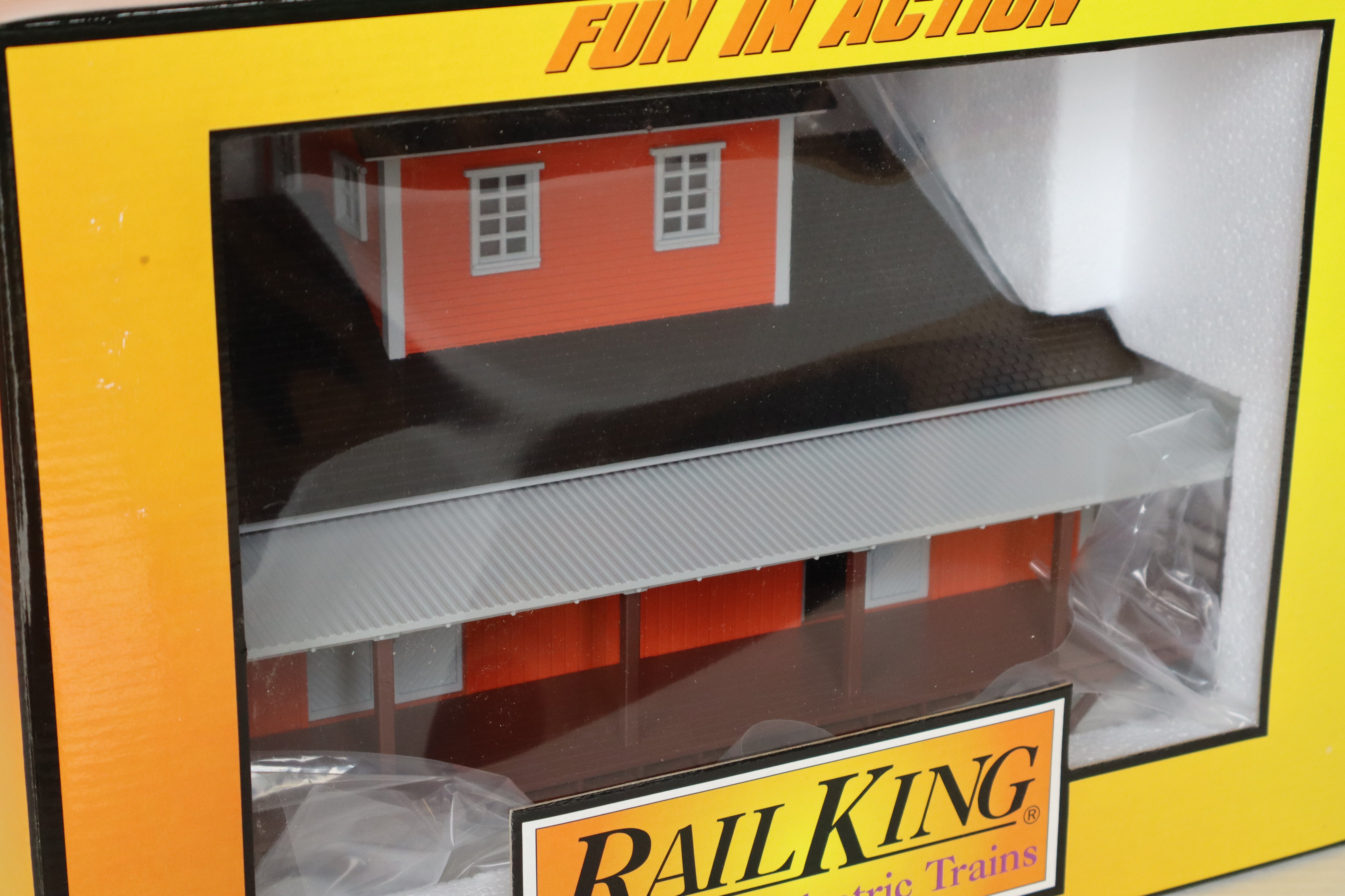 Rail King 30-90024 Thomas & Son's Feed & Supply Dry Goods Transfer Warehouse-Second hand-M8206