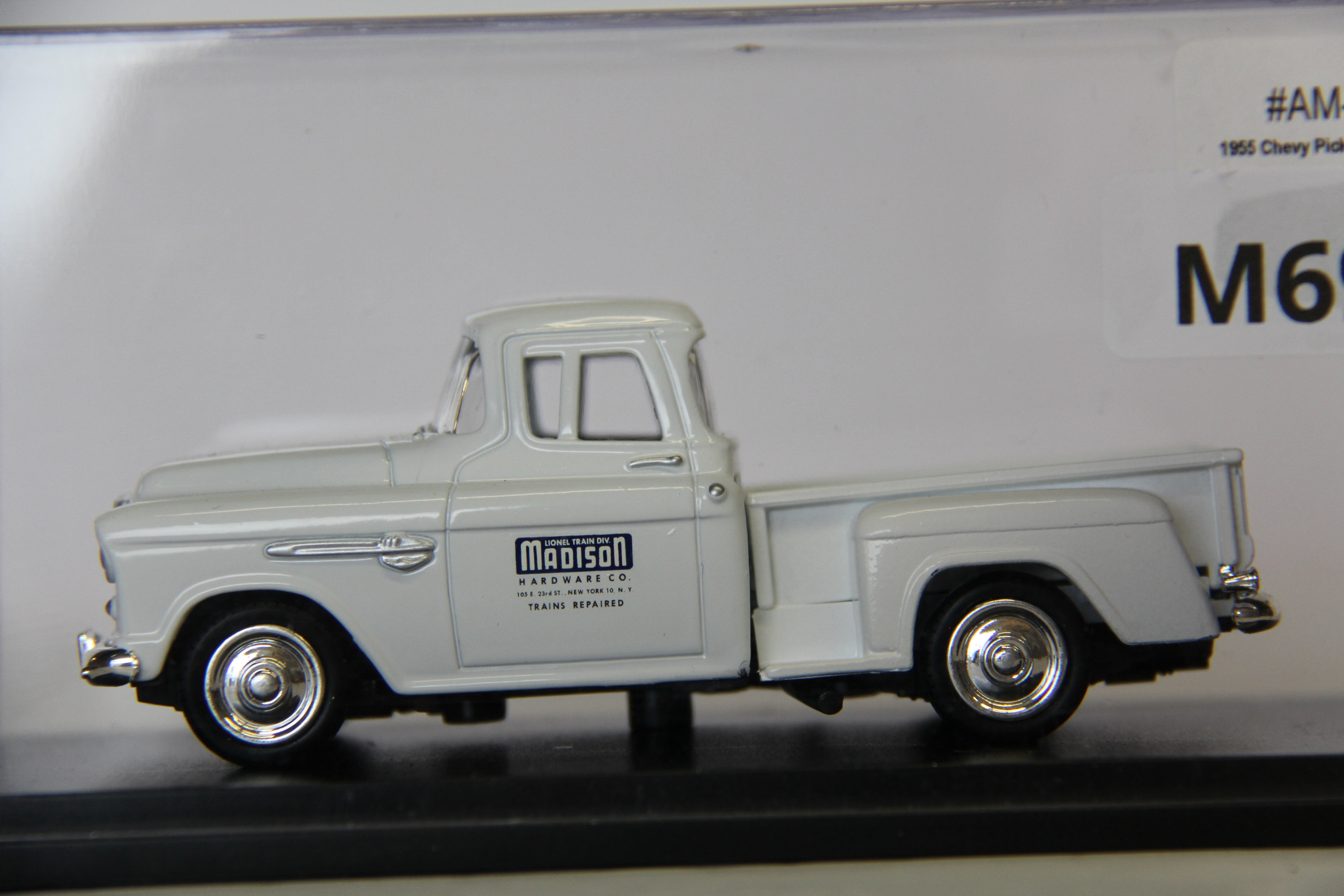 American Heritage Models AM-1955-30 1955 Chevy Pickup "Madison Hardware Co"-Second hand-M6970