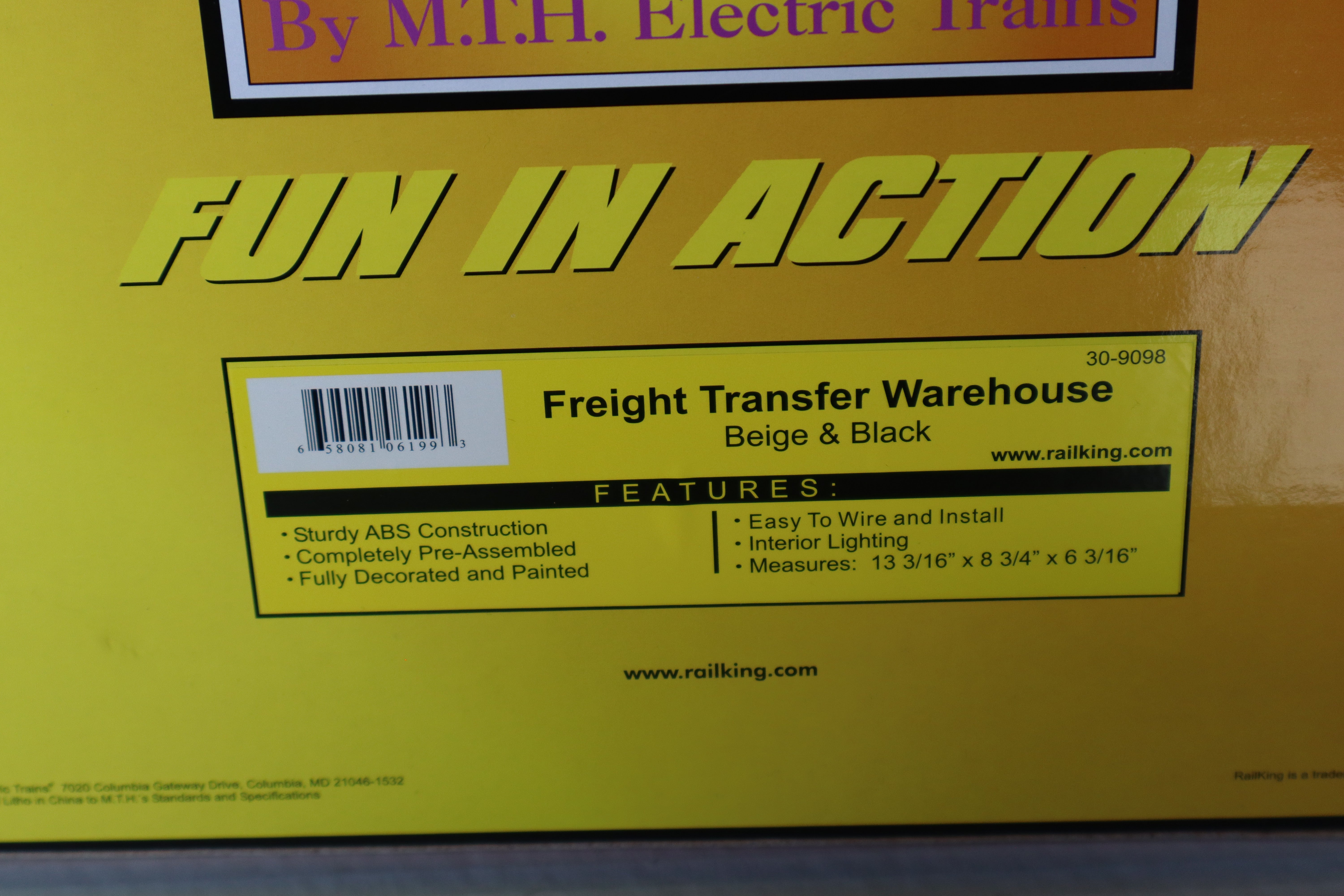 Rail King 30-9098 Freight Transfer Warehouse Beige & Black-Second hand-M8230