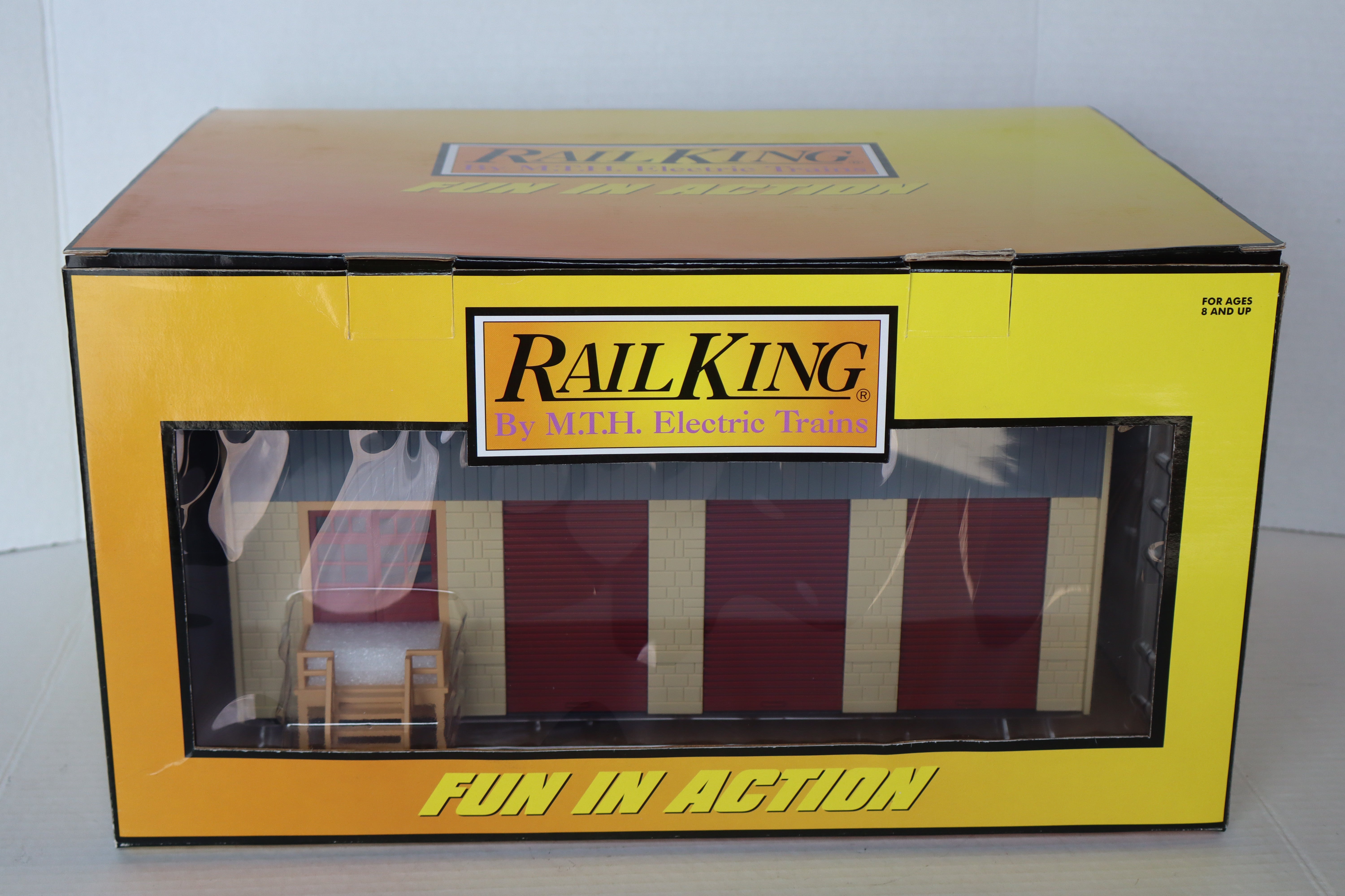 Rail King 30-9098 Freight Transfer Warehouse Beige & Black-Second hand-M8230