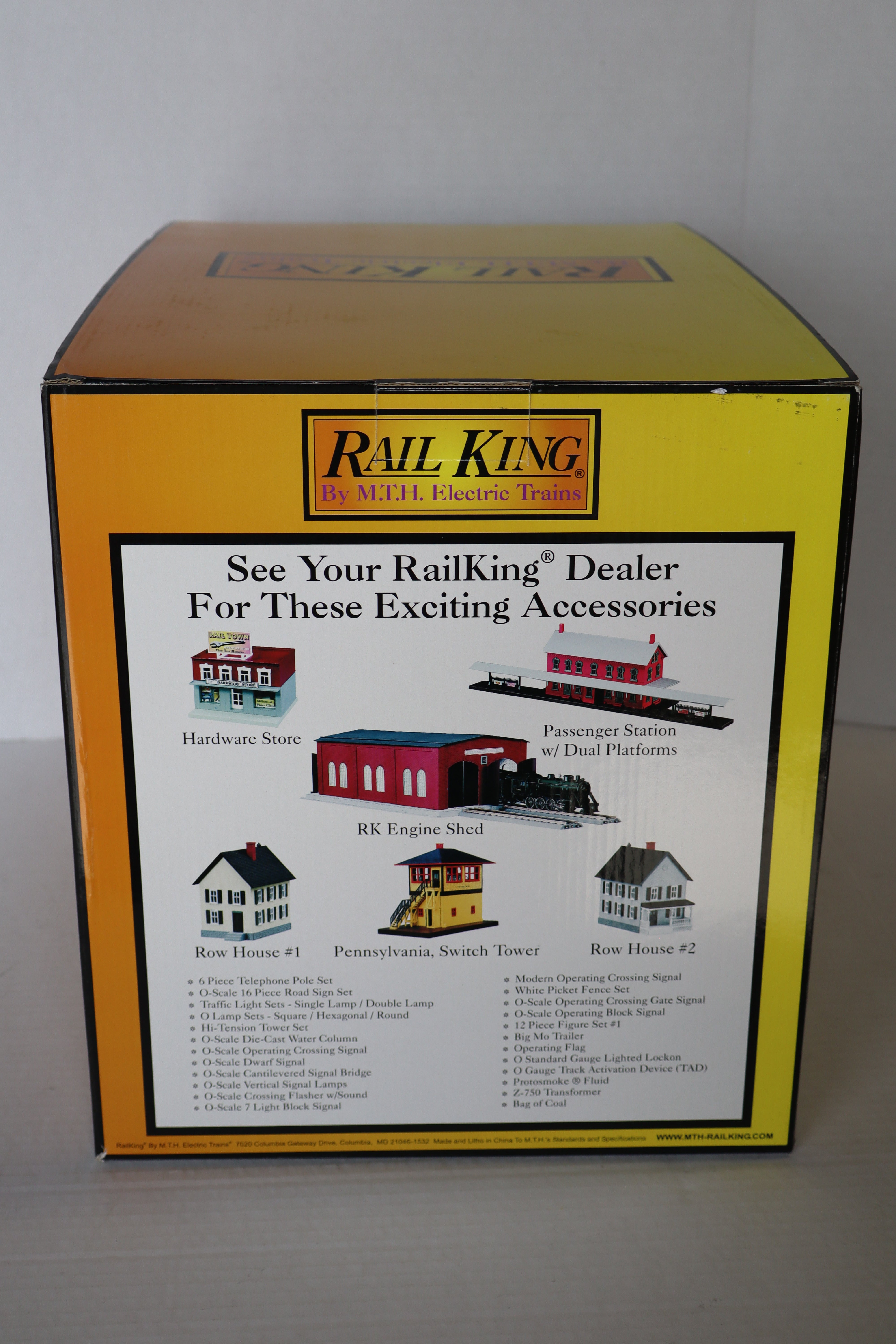 Rail King 30-9099 Police Station Two Tone Gray w/ Maroon Windows-Second hand-M8231